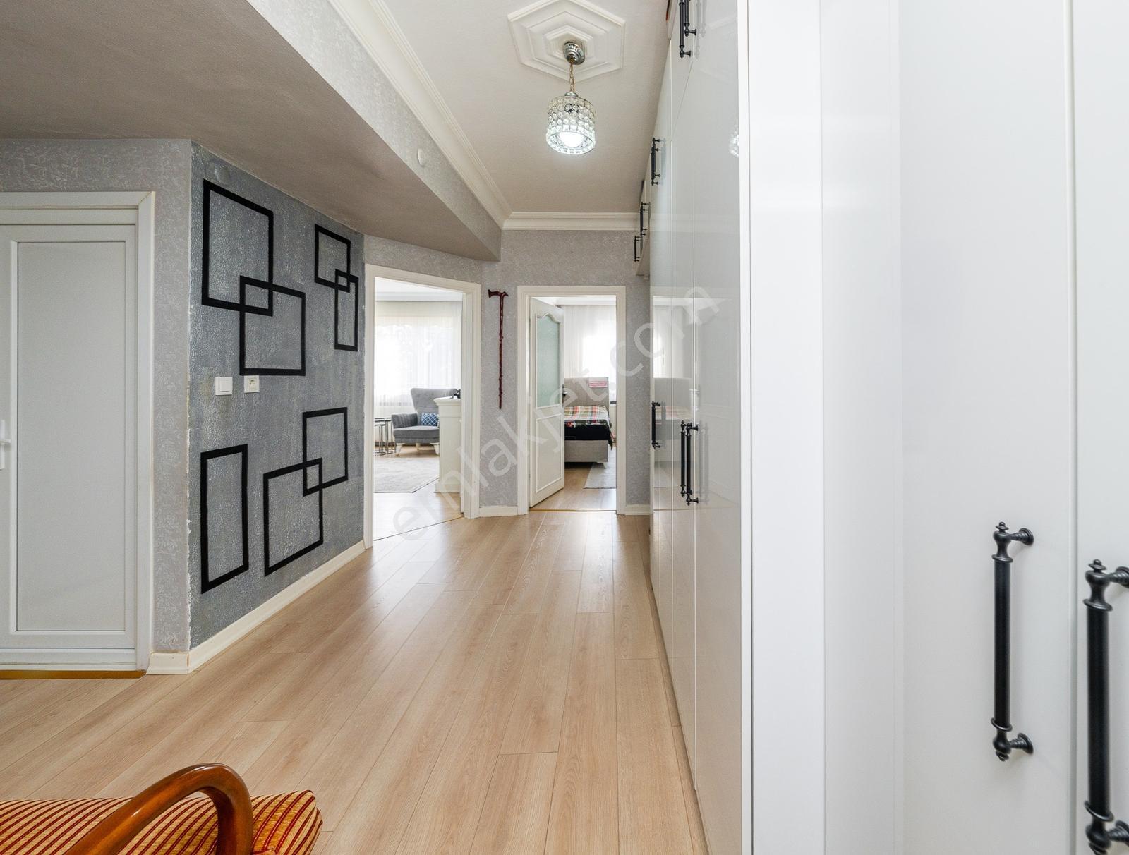 Soğanlı'da 22 Yıllık Binada 3.kat 2+1 90 M2 Şık Daire — fotoğraf 13