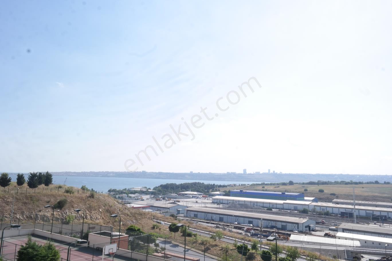 İstasyon Halkalı Divan Göl Ve Kanal Manzaralı 2 +1 Satılık Daire — fotoğraf 2