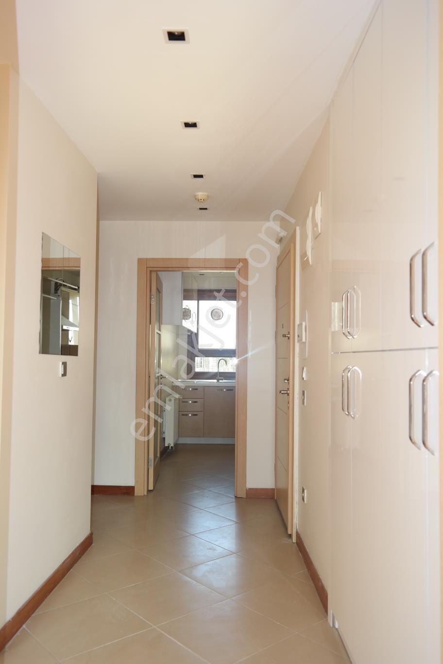İstasyon Halkalı Divan Göl Ve Kanal Manzaralı 2 +1 Satılık Daire — fotoğraf 6