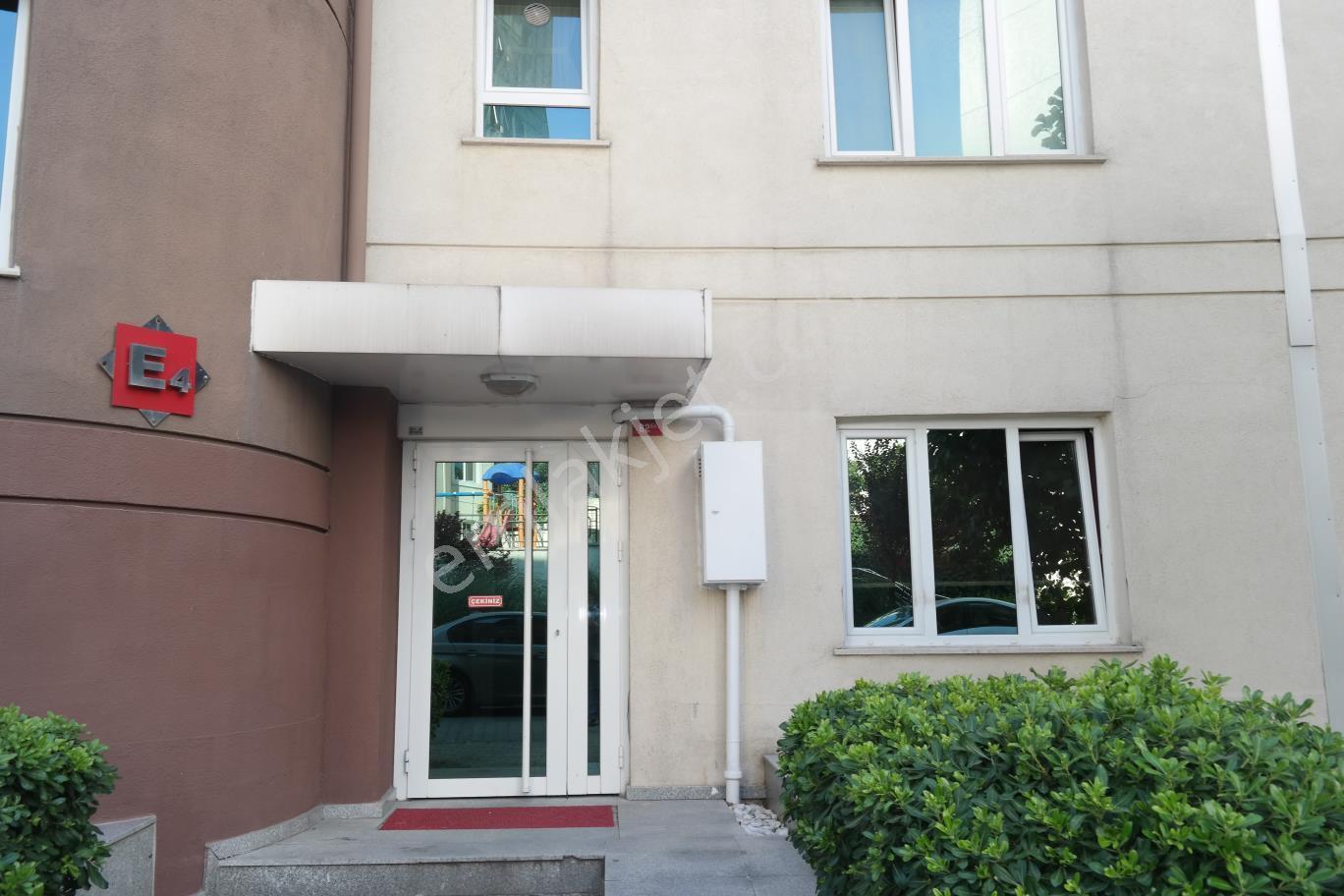 İstasyon Halkalı Divan Göl Ve Kanal Manzaralı 2 +1 Satılık Daire — fotoğraf 22