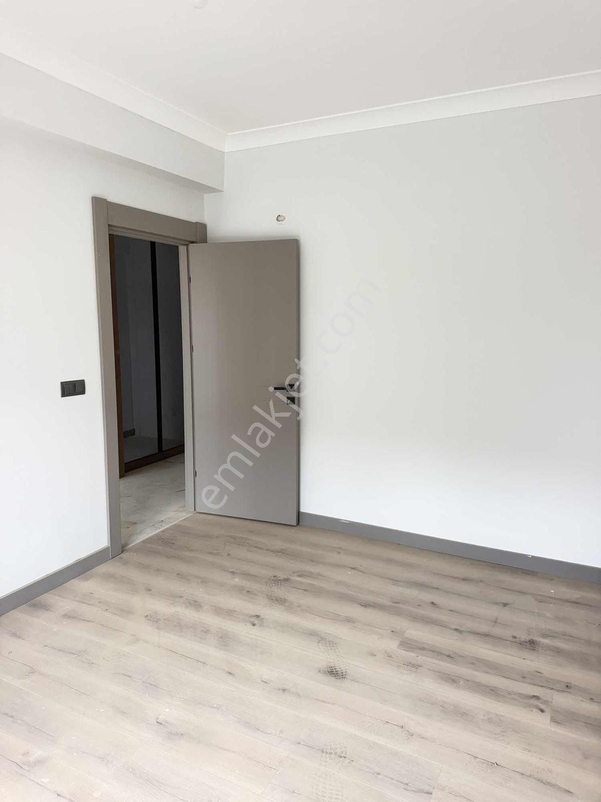 Altıntaş Satılık 1+1 — fotoğraf 12