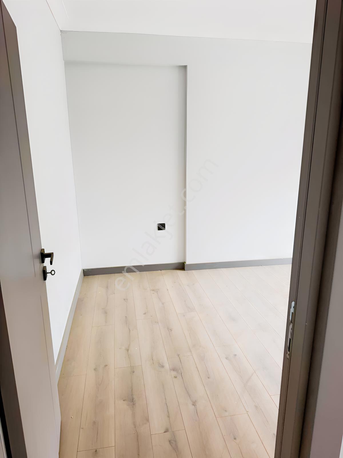 Altıntaş Satılık 1+1 — fotoğraf 13