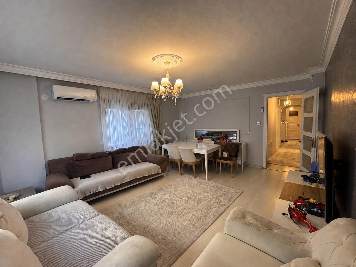 Buca Şirinyer Merkez'de 3+1 Satılık Daire — fotoğraf 2