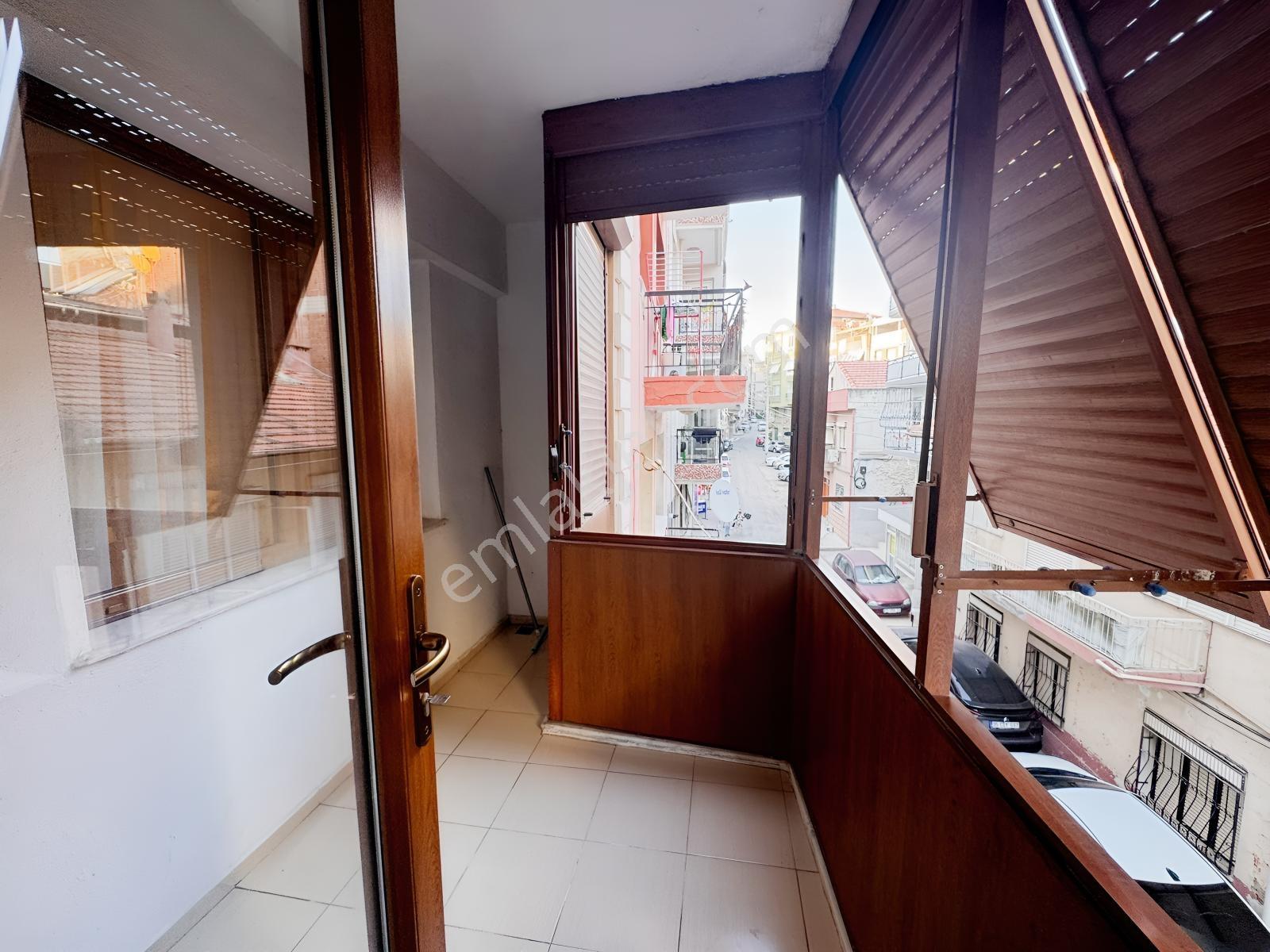 Buca Şirinyer Merkez'de 3+1 Satılık Daire — fotoğraf 22