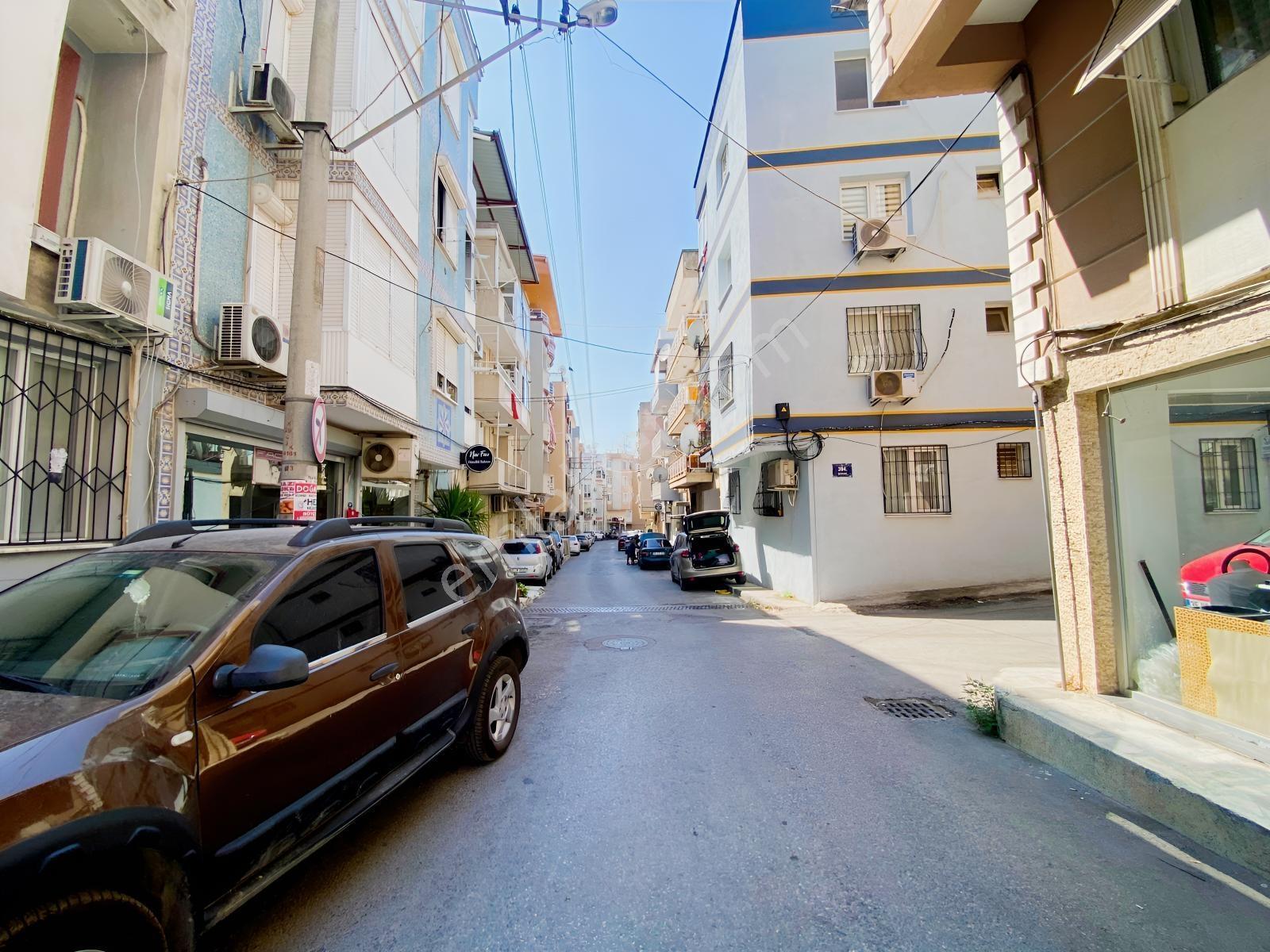 Buca Şirinyer Merkez'de 3+1 Satılık Daire — fotoğraf 32
