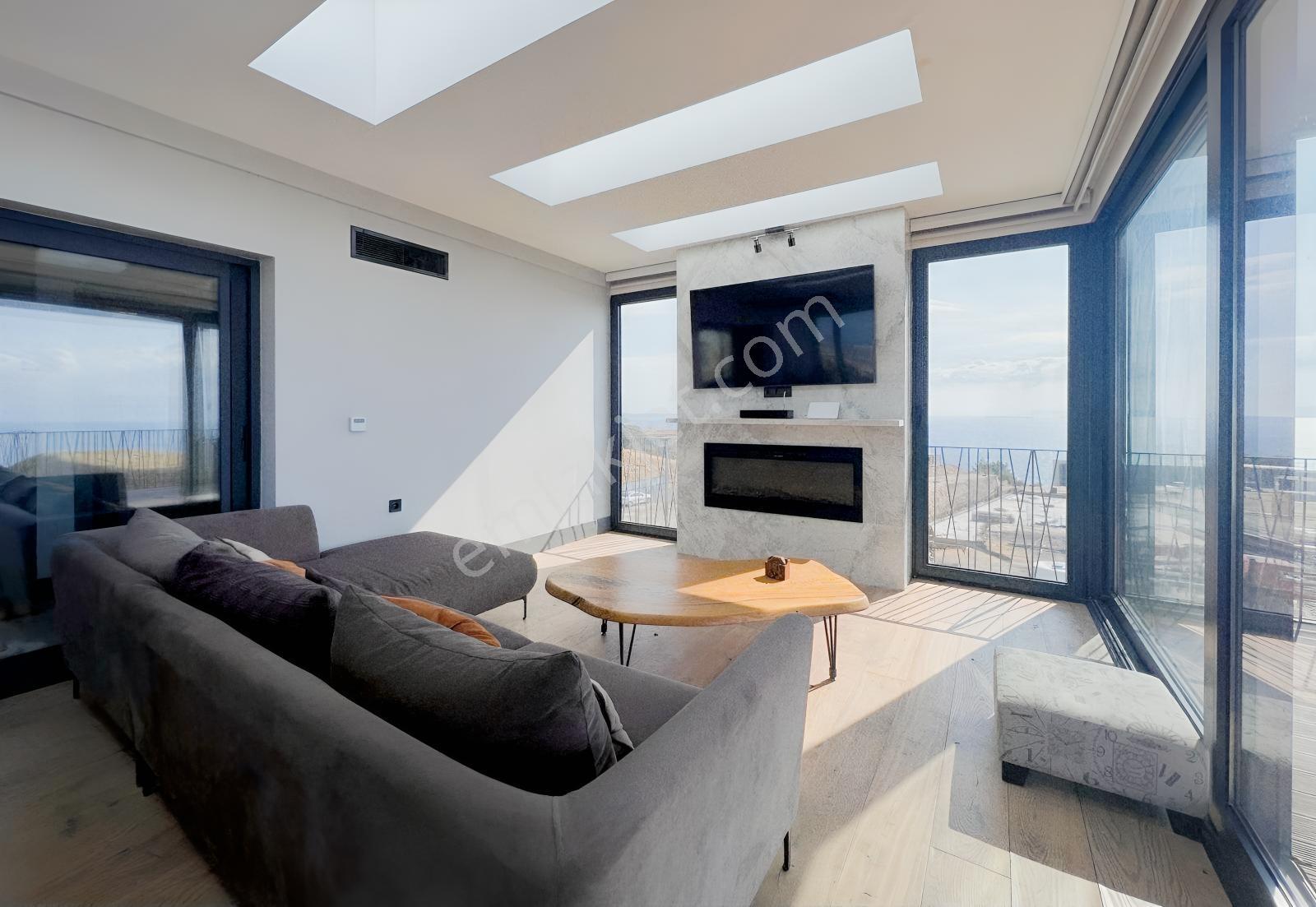 Çeşme Dalyan Da Full Deniz Manzaralı 135 M2 Teraslı Satılık 1+1 — fotoğraf 10