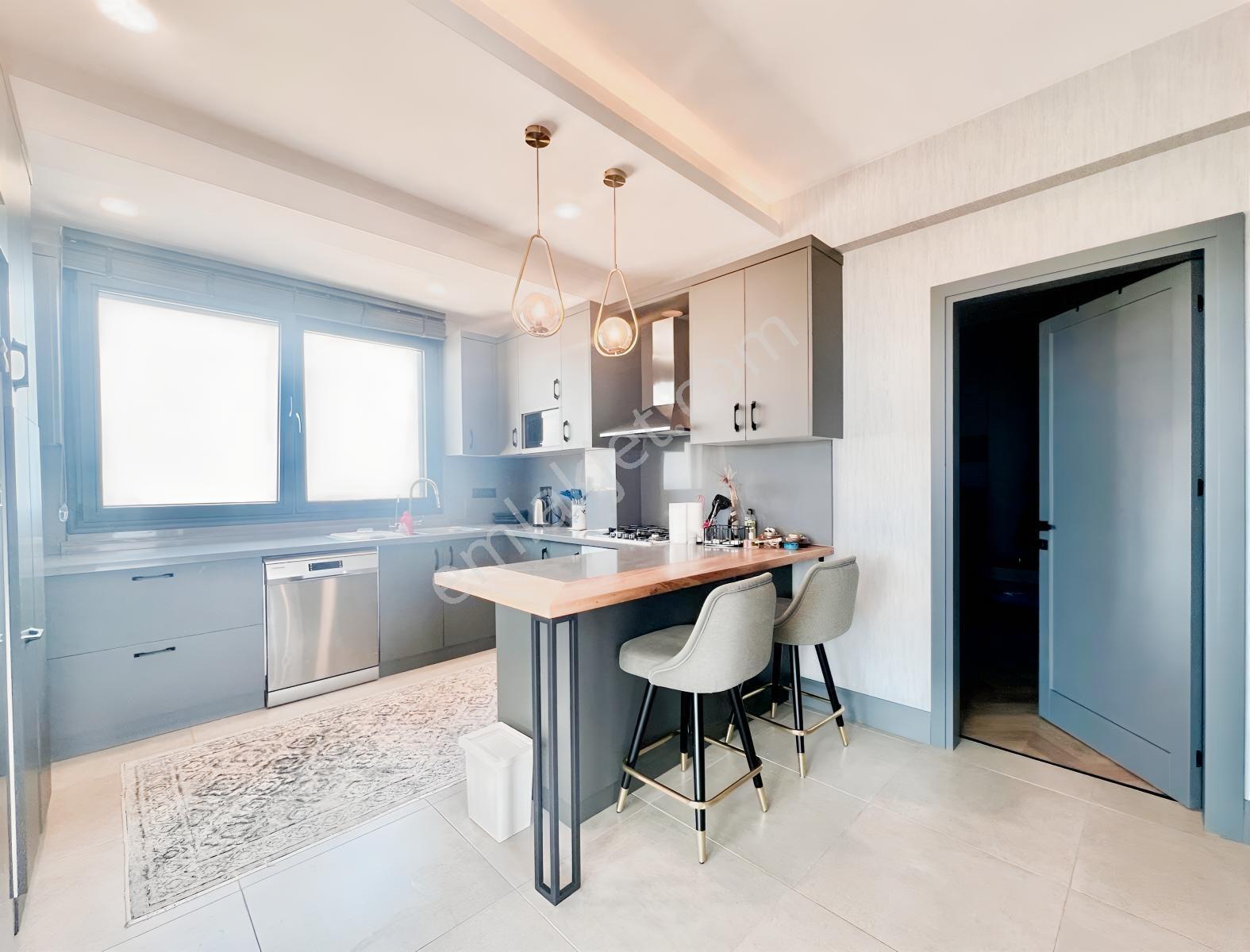Çeşme Dalyan Da Full Deniz Manzaralı 135 M2 Teraslı Satılık 1+1 — fotoğraf 21