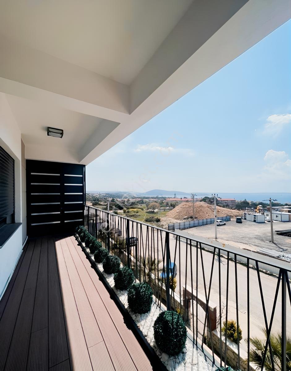 Çeşme Dalyan Da Full Deniz Manzaralı 135 M2 Teraslı Satılık 1+1 — fotoğraf 33