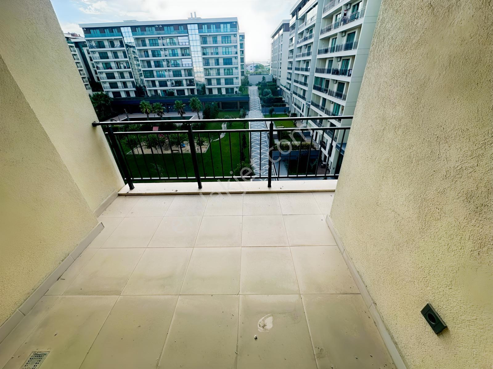 Ahteran İstanbul | Yüksek Konforlu Oturuma Hazır 2+1 — fotoğraf 15
