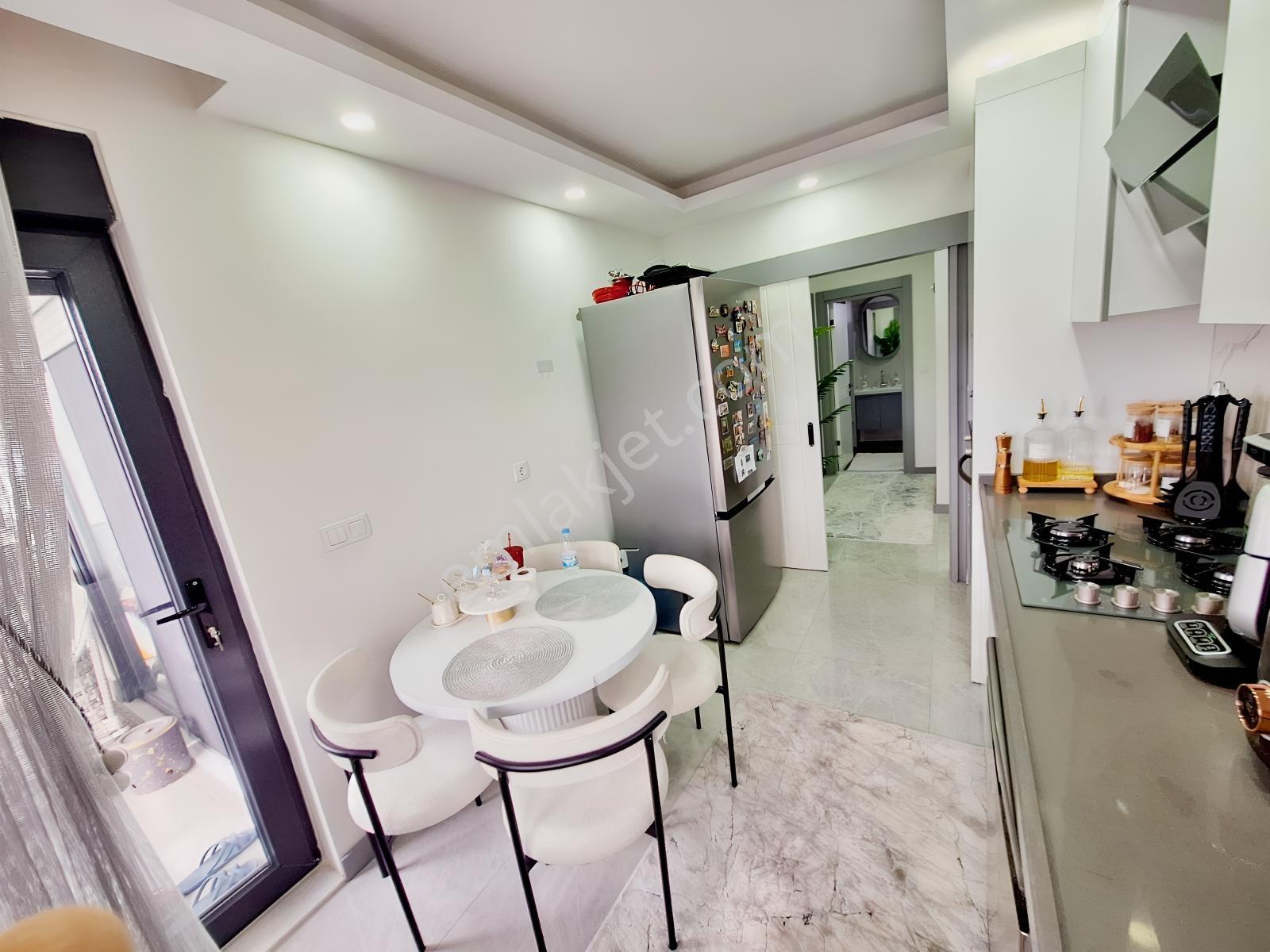 Kepez Şelalede Havuzlu Lüx Site 2+1 3 Cepheli — fotoğraf 6