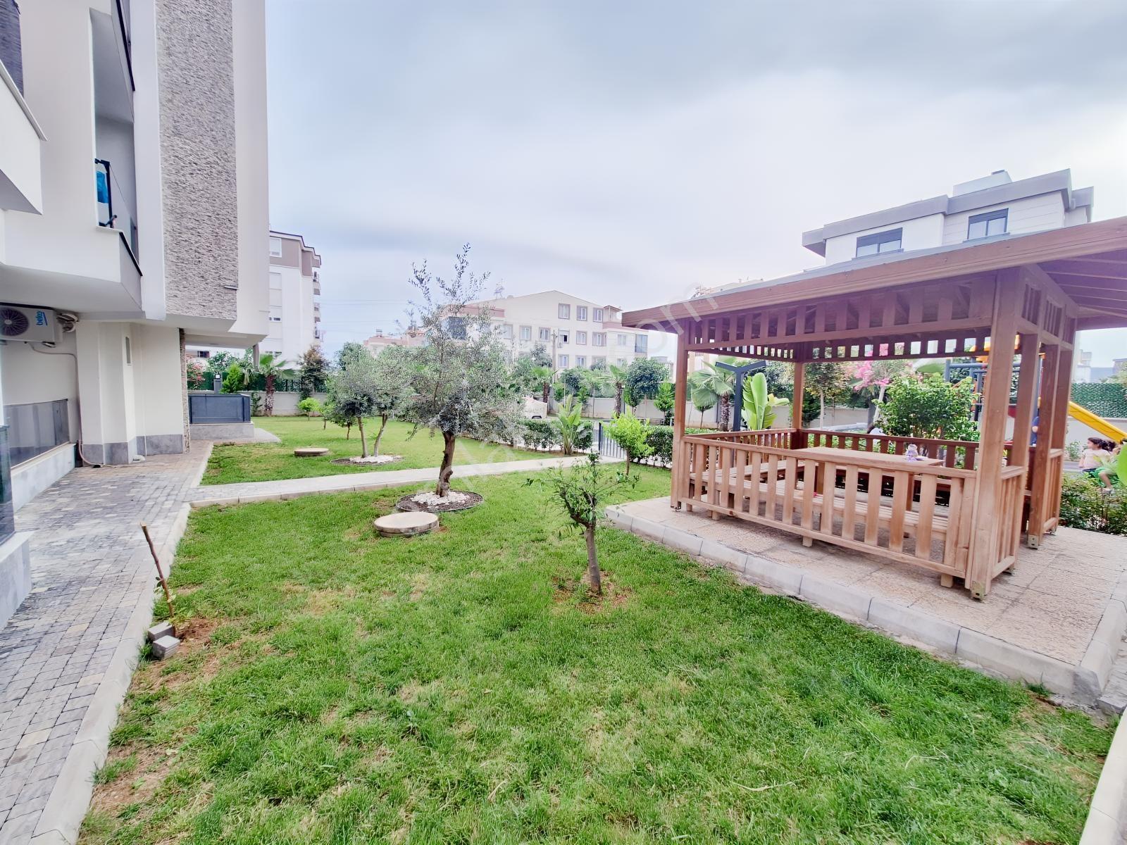 Kepez Şelalede Havuzlu Lüx Site 2+1 3 Cepheli — fotoğraf 28