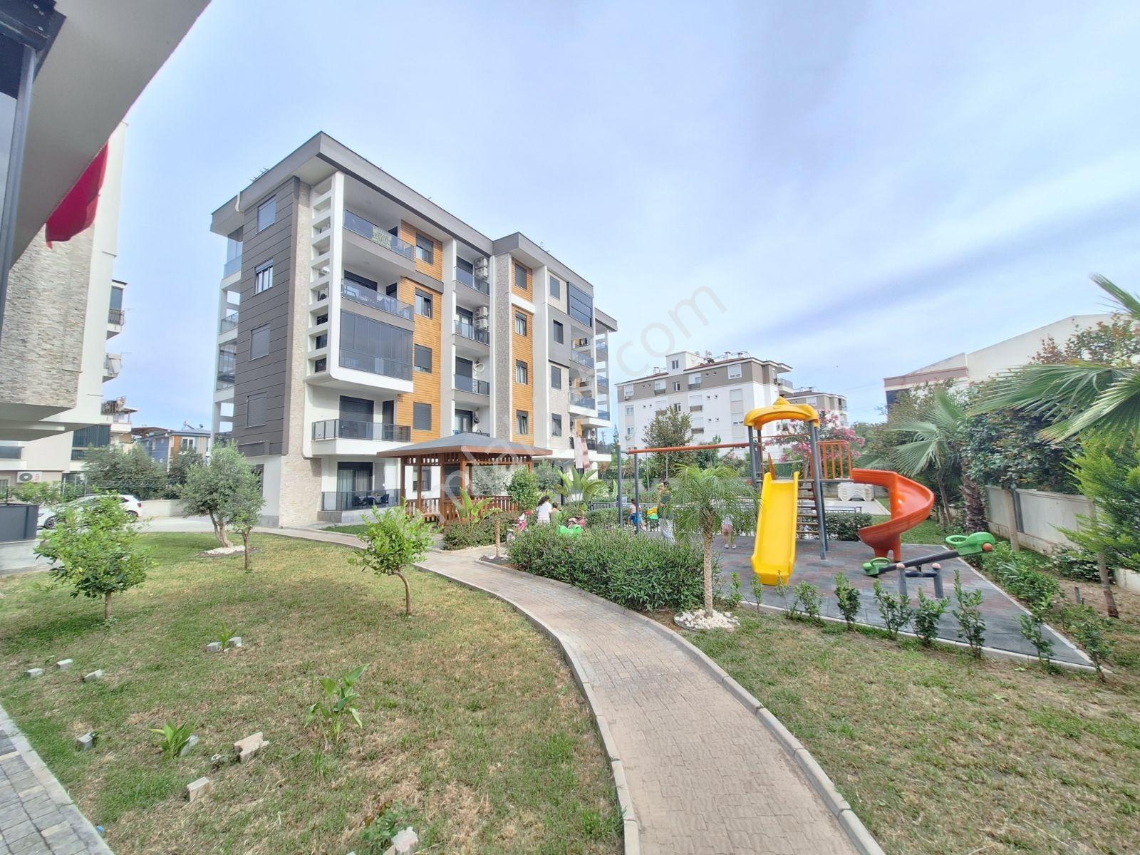 Kepez Şelalede Havuzlu Lüx Site 2+1 3 Cepheli — fotoğraf 30