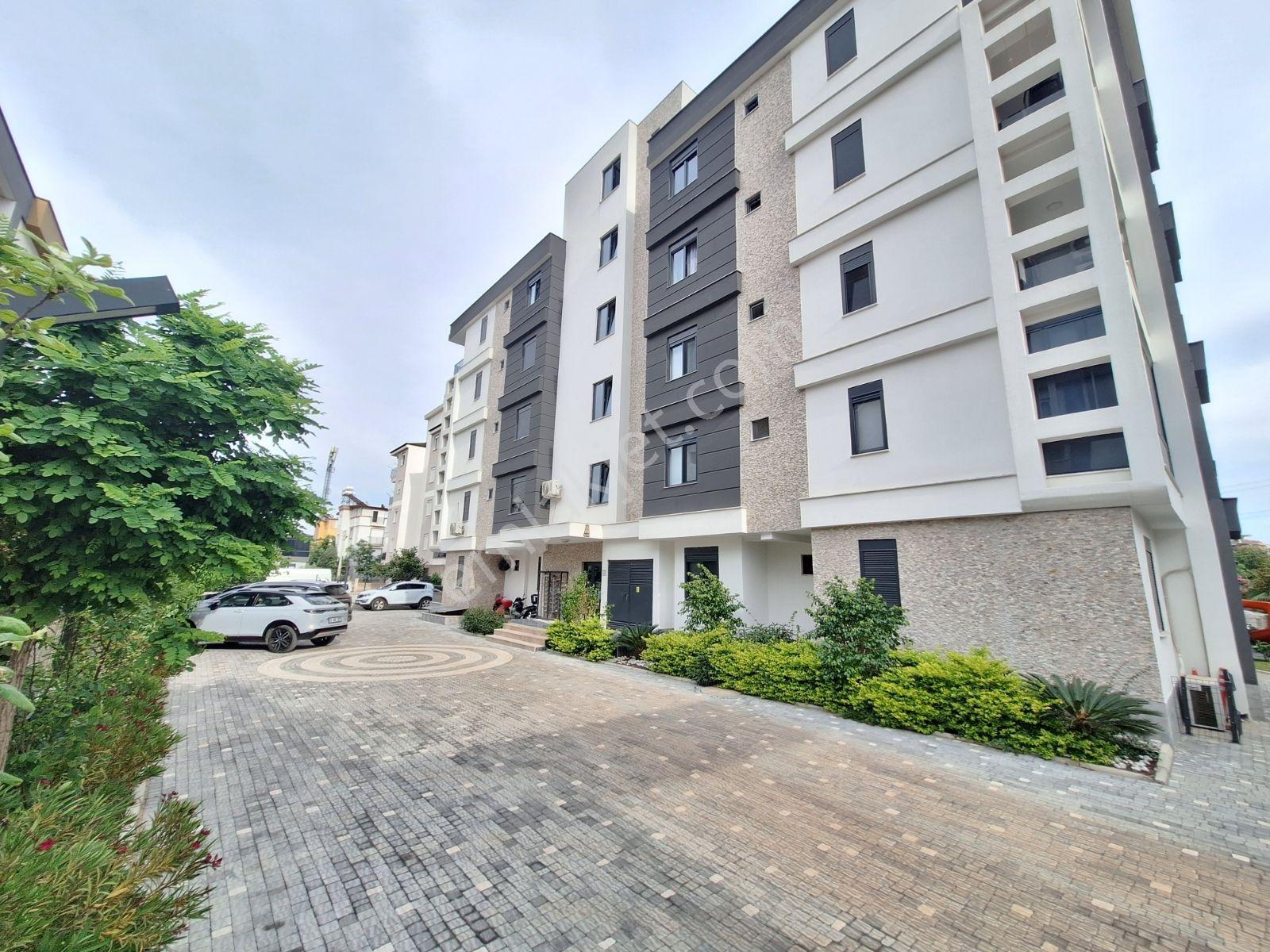Kepez Şelalede Havuzlu Lüx Site 2+1 3 Cepheli — fotoğraf 33