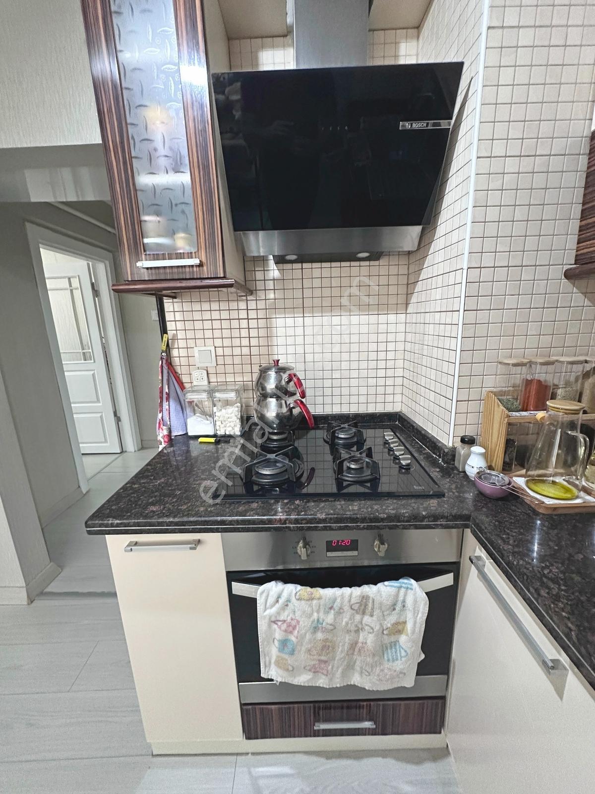 Tıp Fakültesi Cadde Yakınında 3 Cepheli Full Yapılı 3+1 Satılık — fotoğraf 8