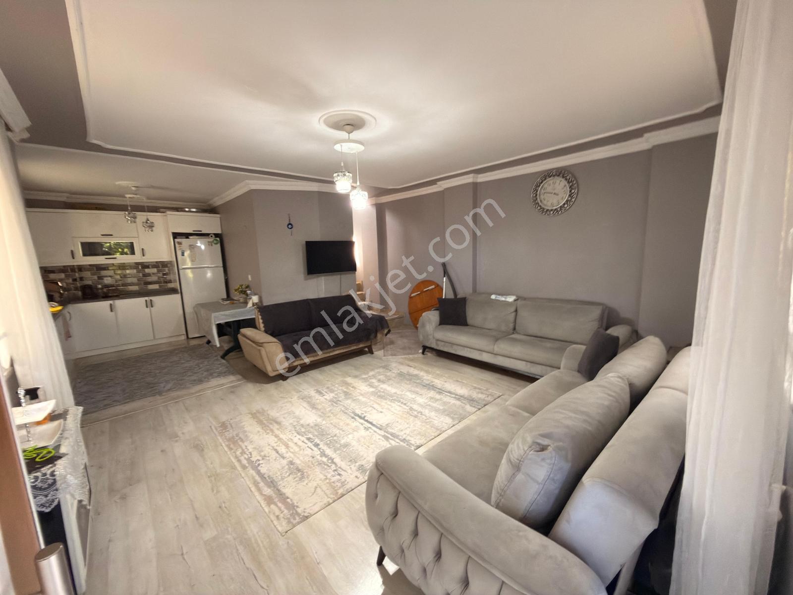Yeniçiftlikte 170 M² Arsa İçinde 3 Katlı Müstakil Villa — fotoğraf 11