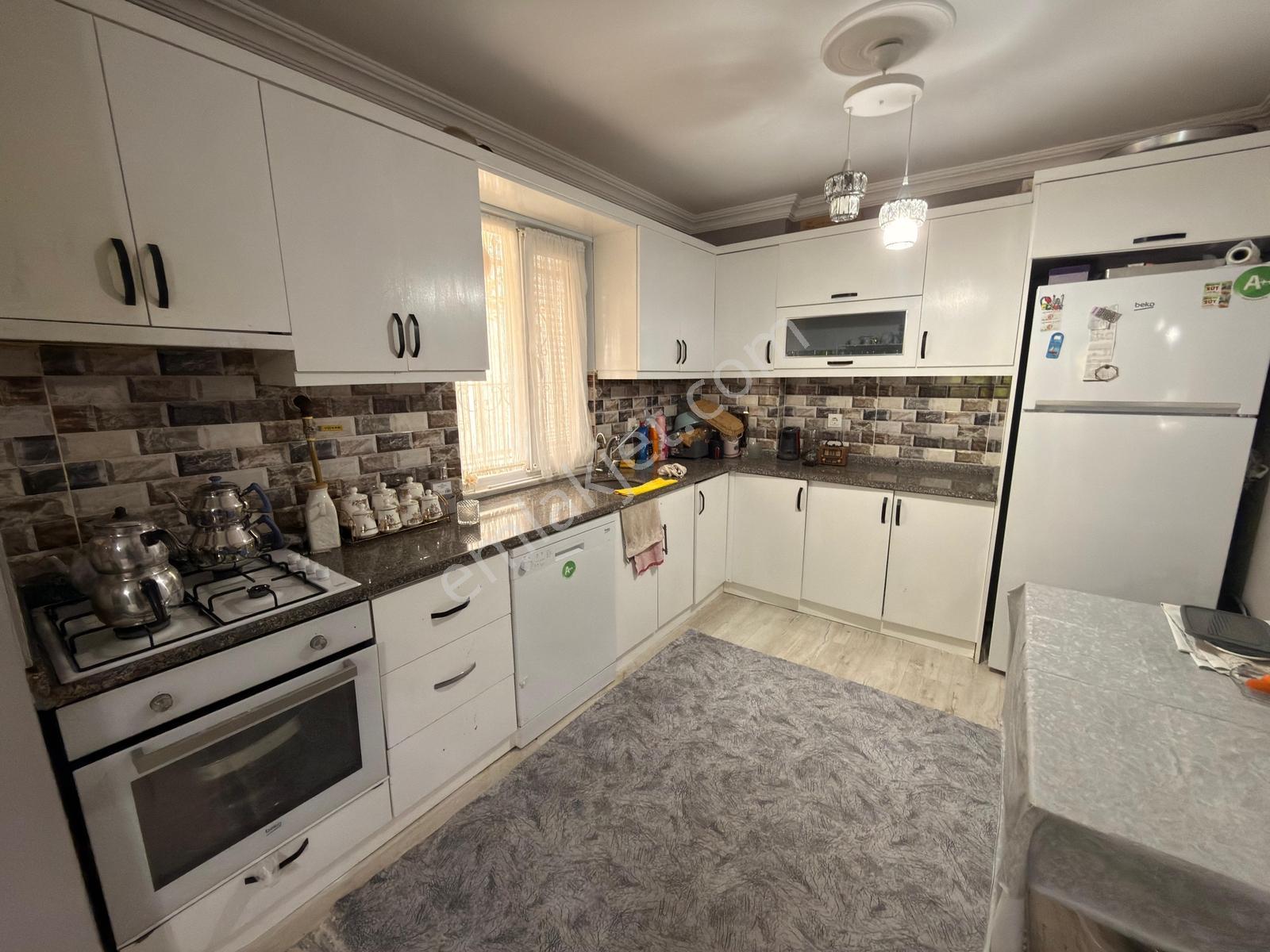 Yeniçiftlikte 170 M² Arsa İçinde 3 Katlı Müstakil Villa — fotoğraf 13