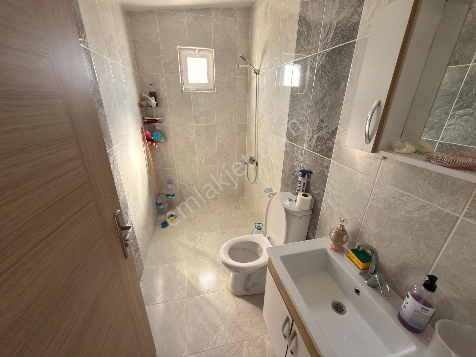 Yeniçiftlikte 170 M² Arsa İçinde 3 Katlı Müstakil Villa — fotoğraf 15
