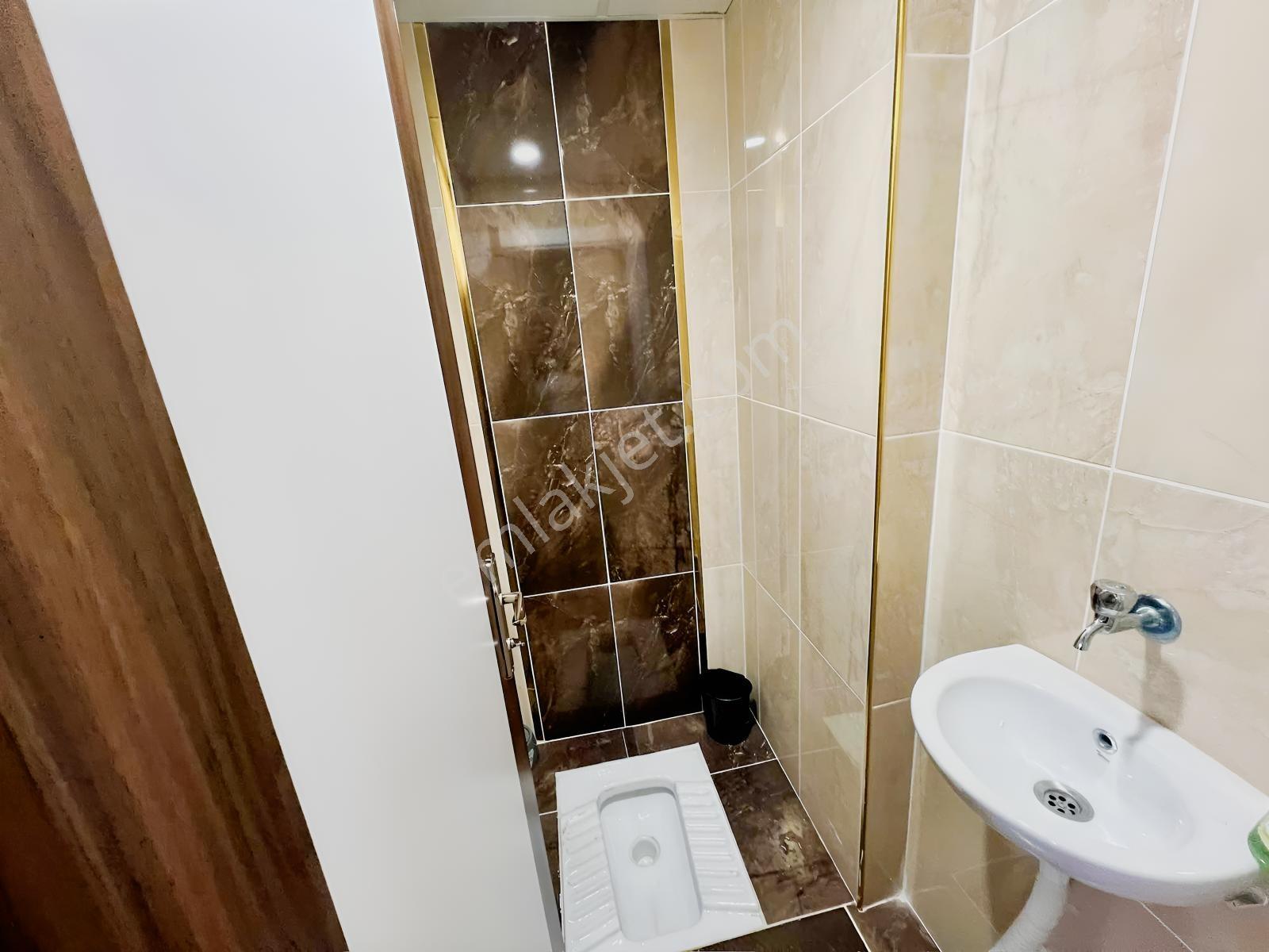 Redstone'den Hürriyet Mahallesinde Full Eşyalı Satılık 2+1 Daire — fotoğraf 16