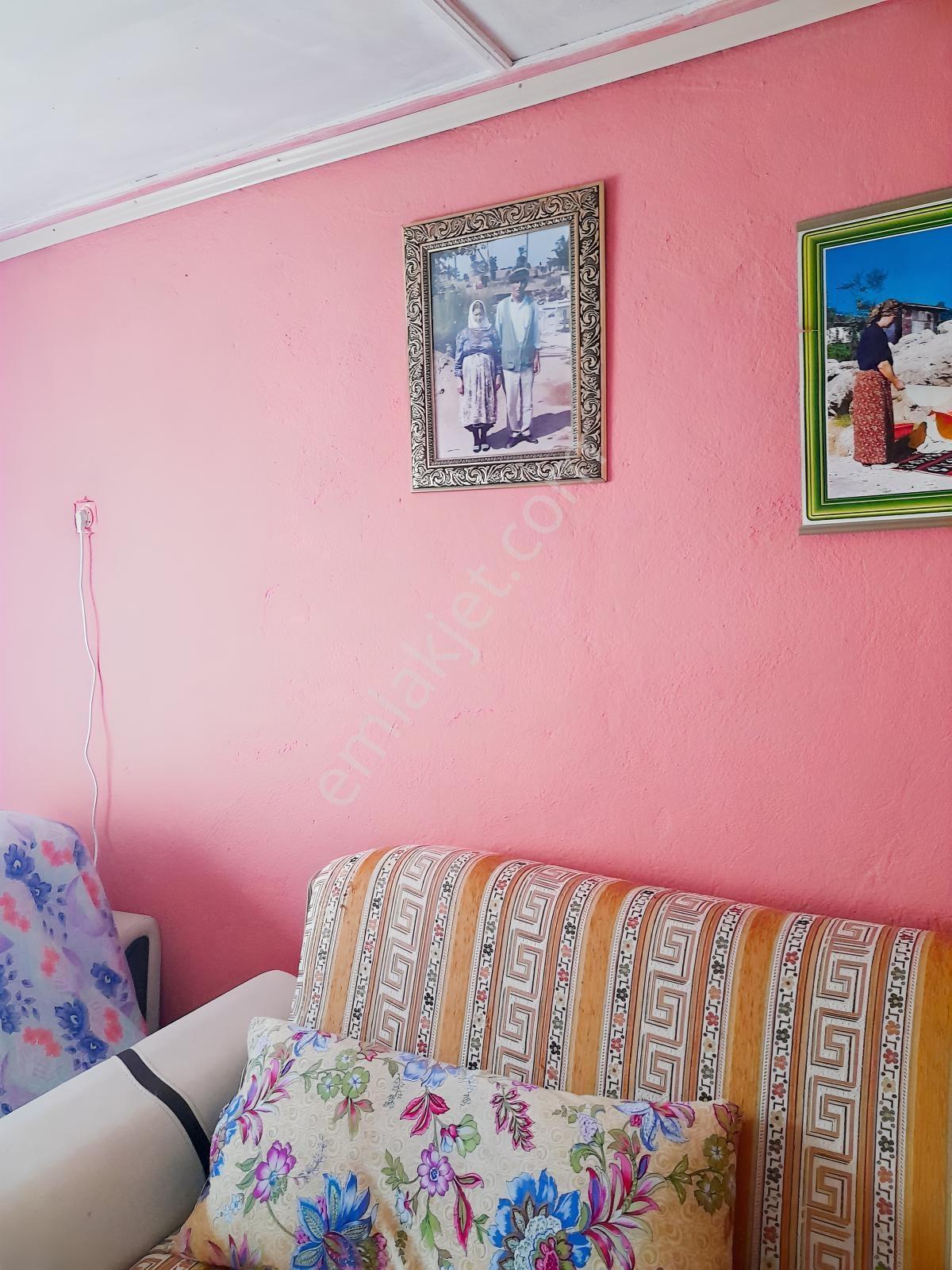 Eşme İstasyon Satılık 881 M² Arsa İçerisinde Müstakil Ev — fotoğraf 6