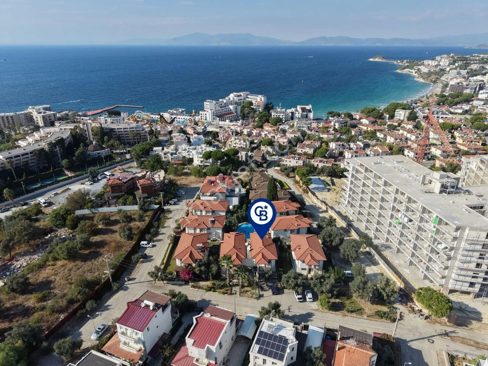 Kuşadası Kadınlar Denizi'nde Deniz Manzaralı 3+1 Villa