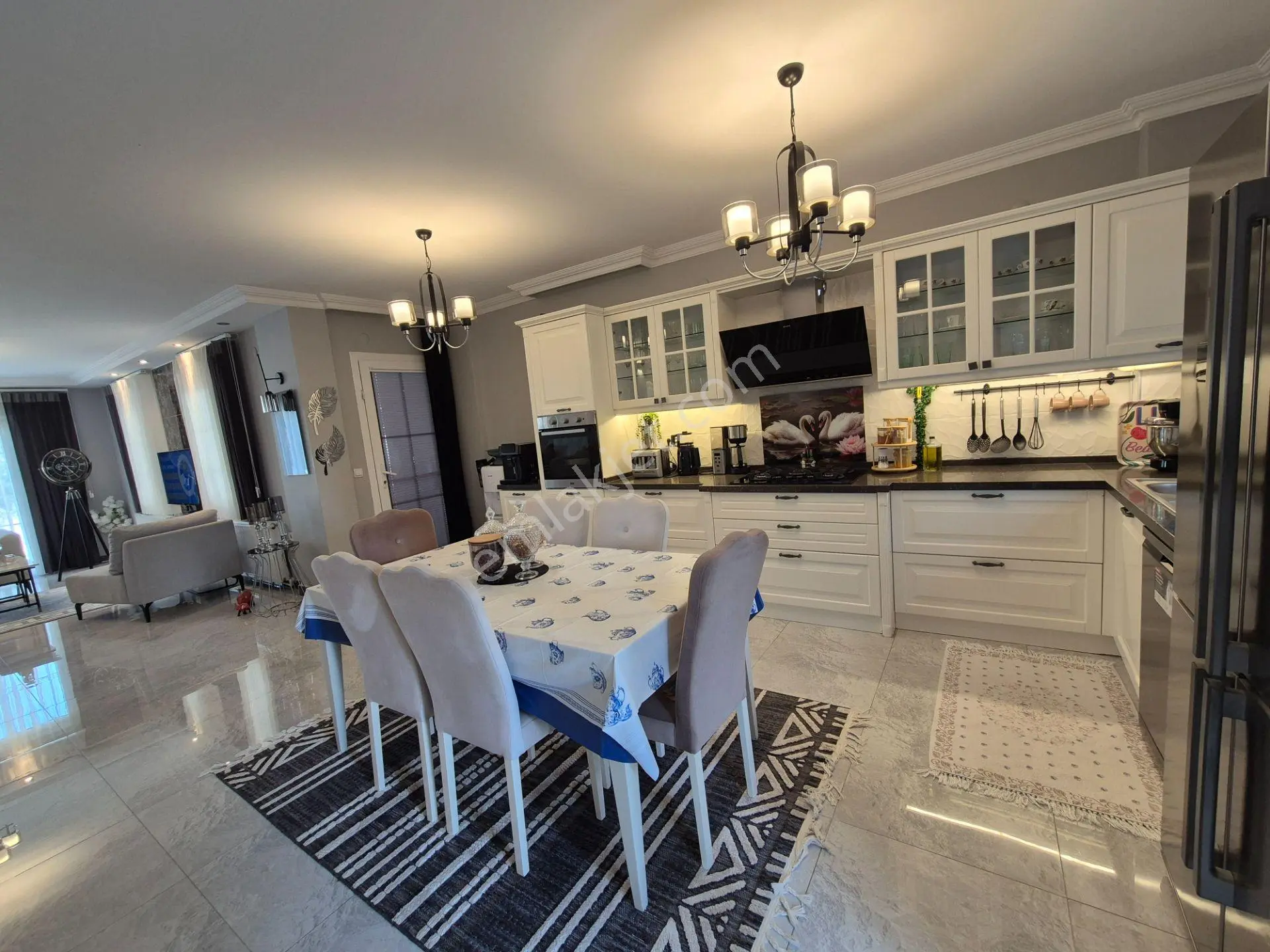 Kuşadası Kadınlar Denizi'nde Deniz Manzaralı 3+1 Villa — fotoğraf 24