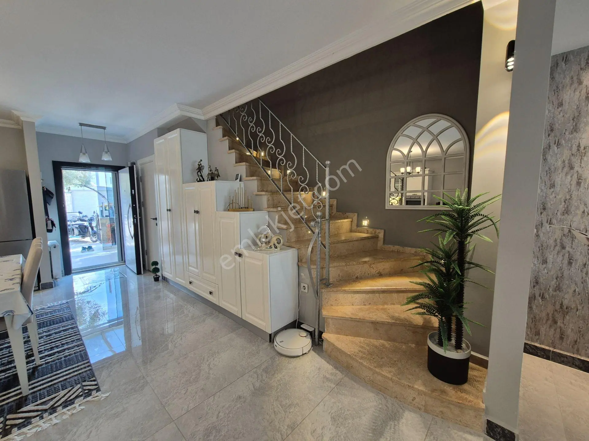 Kuşadası Kadınlar Denizi'nde Deniz Manzaralı 3+1 Villa — fotoğraf 25