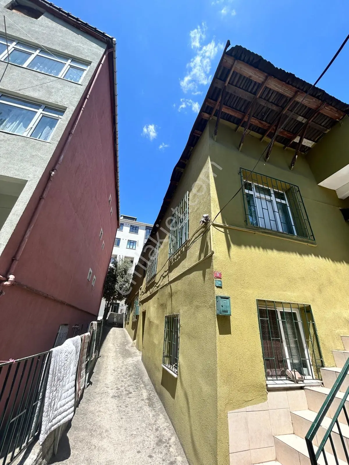 Mertcan'dan Cadde Üzerinde 315m2 Fırsat Satılık Bina