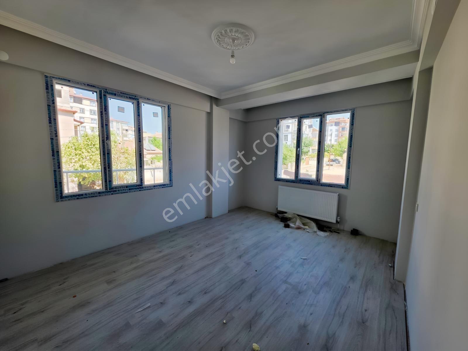 Nar Mahallesi,6 Katlı Binanın 4. Katı 2+1 Oda Sıfır Daire — fotoğraf 3