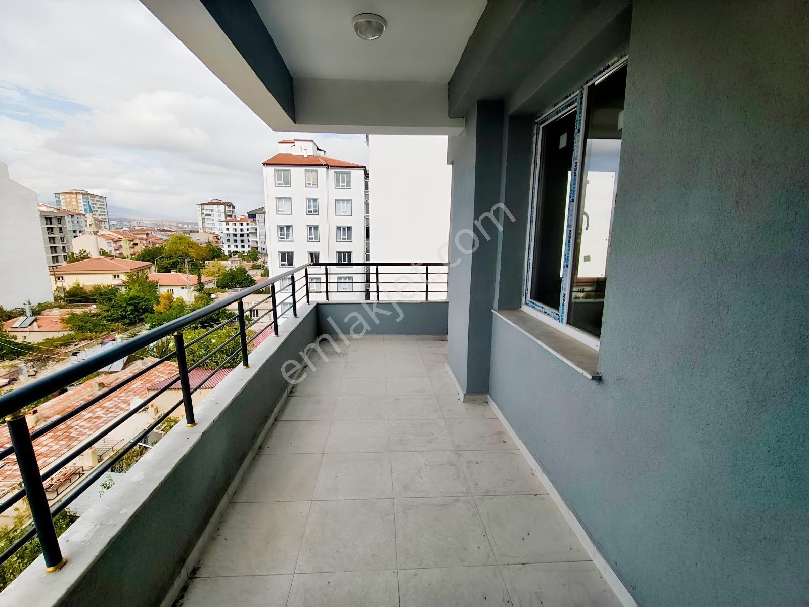 Nar Mahallesi,6 Katlı Binanın 4. Katı 2+1 Oda Sıfır Daire — fotoğraf 9