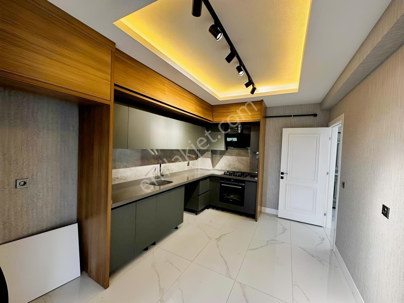 Mete Konakları Yakını Satılık 2+1 Lüks Daire