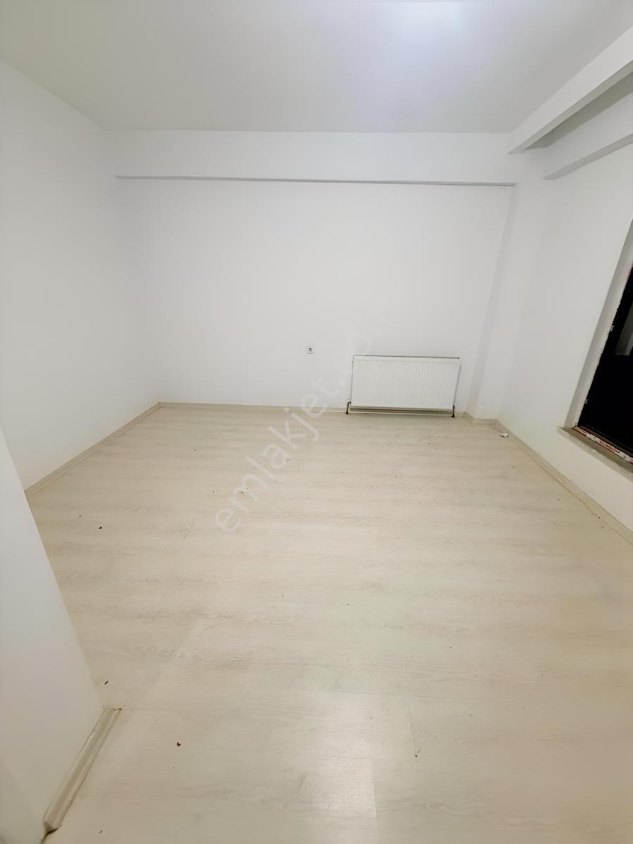 Maras Caddesi Uzerinde 2+1 Satılık Mesken Tapulu — fotoğraf 8