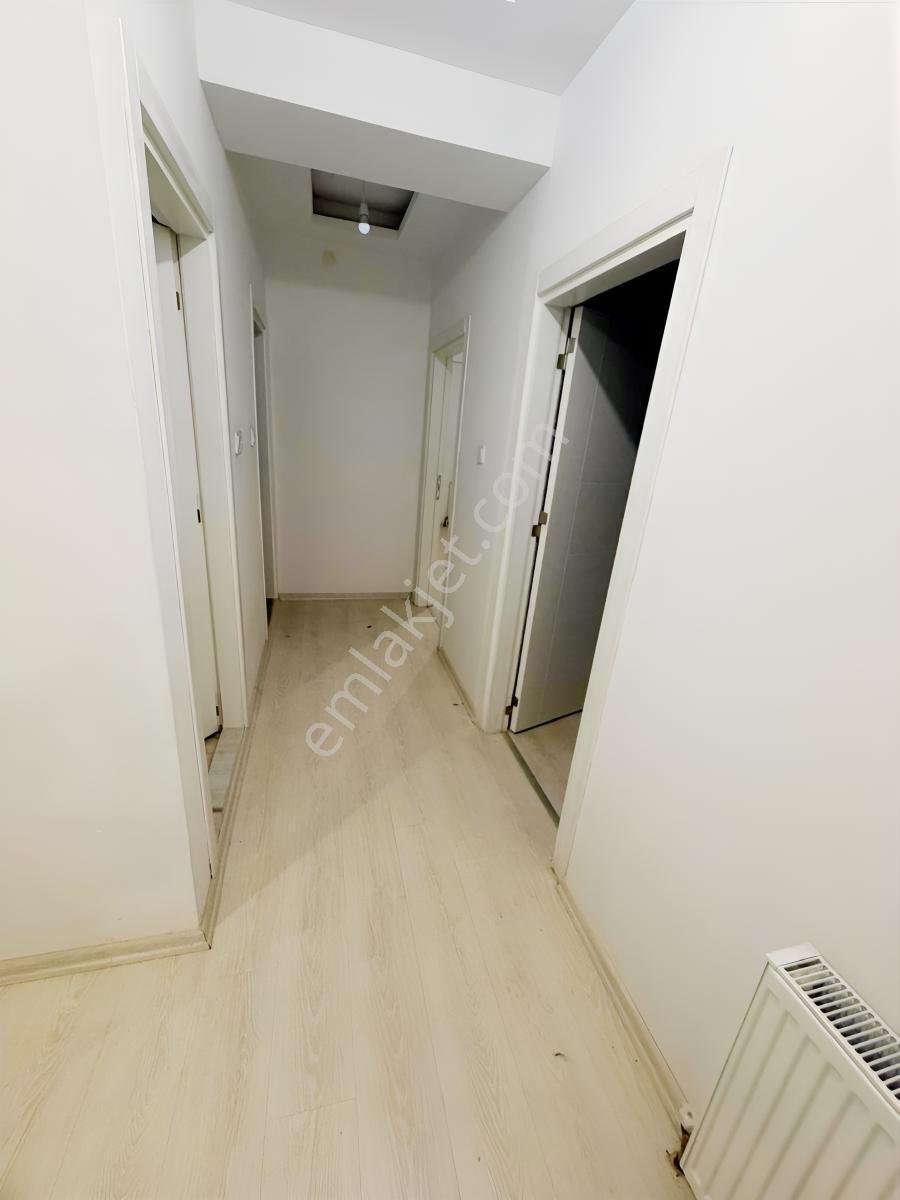 Maras Caddesi Uzerinde 2+1 Satılık Mesken Tapulu — fotoğraf 9