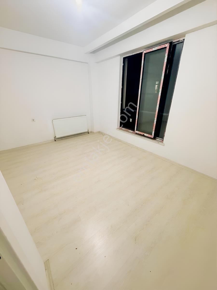 Maras Caddesi Uzerinde 2+1 Satılık Mesken Tapulu — fotoğraf 11