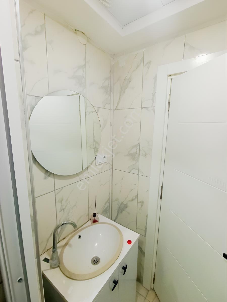 Maras Caddesi Uzerinde 2+1 Satılık Mesken Tapulu — fotoğraf 17