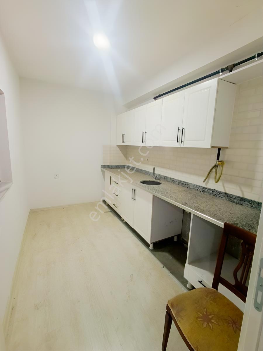 Maras Caddesi Uzerinde 2+1 Satılık Mesken Tapulu — fotoğraf 27