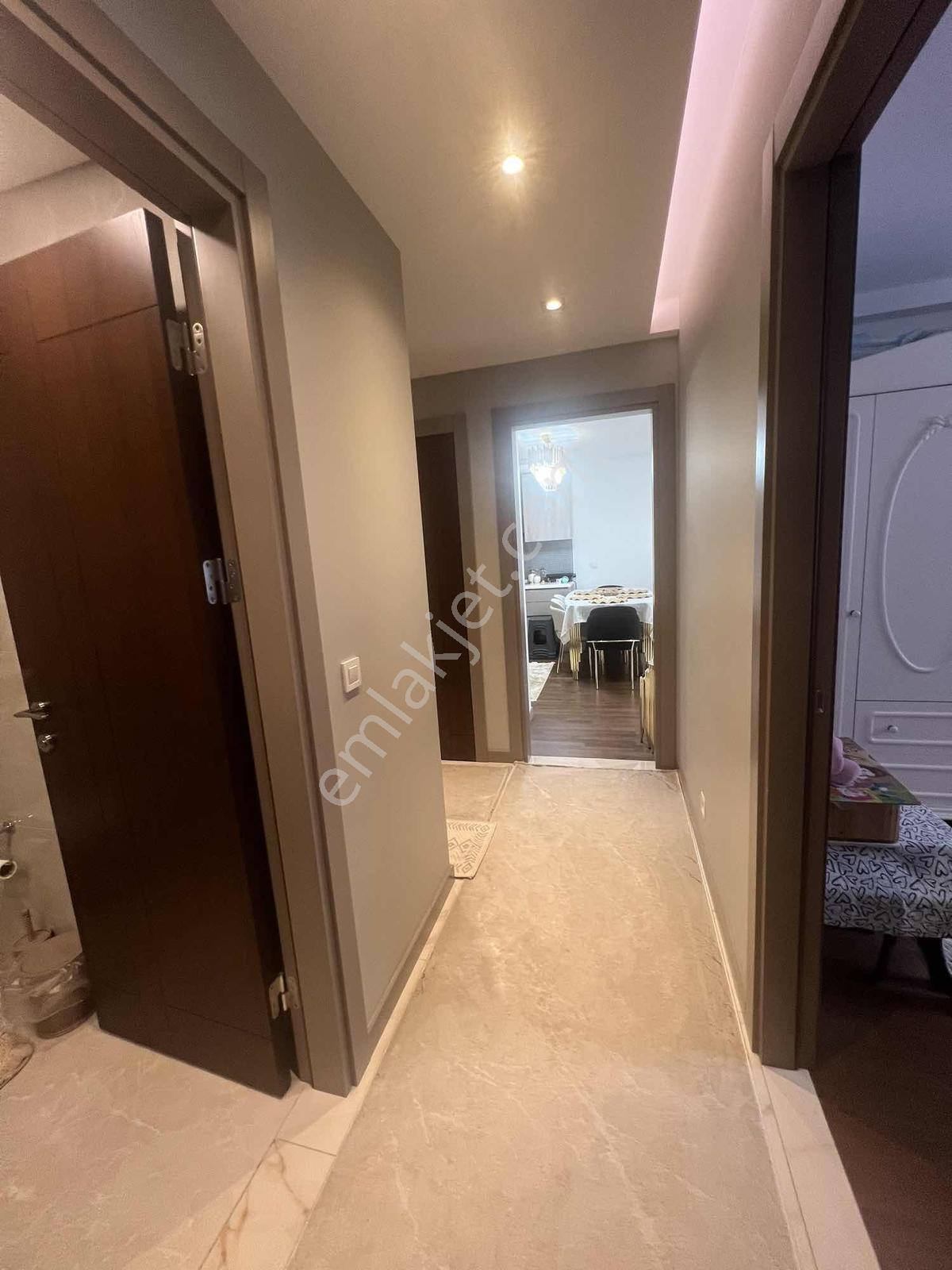 Pasifikten Gaziemir Aryom Koru 2. Etapta Satılık 2+1 Lüx Daire — fotoğraf 20