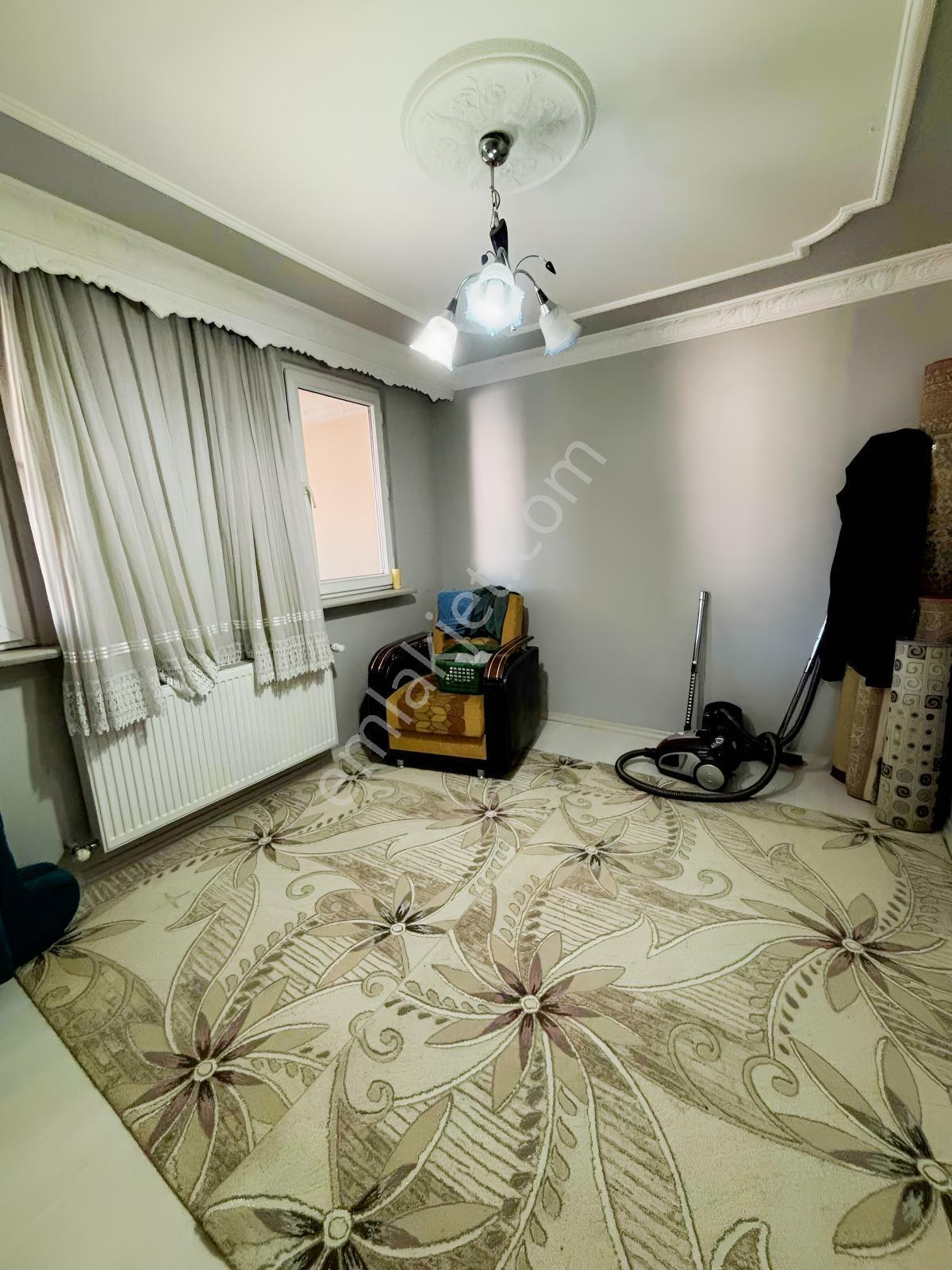 Güllükte 3 Katlı Müstakil Bina, 2 Daire Ve 1 Dükkan — fotoğraf 7