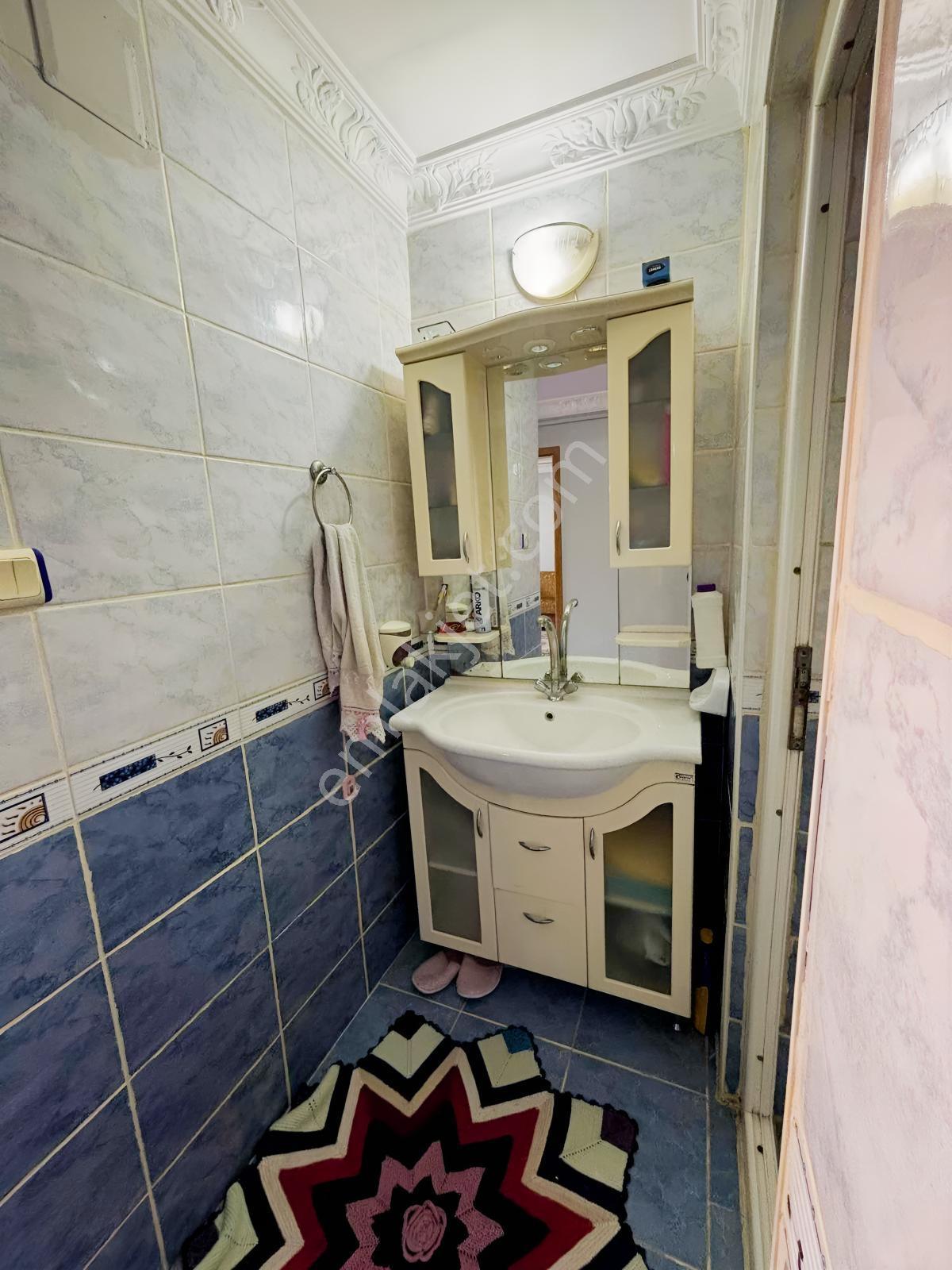 Güllükte 3 Katlı Müstakil Bina, 2 Daire Ve 1 Dükkan — fotoğraf 12