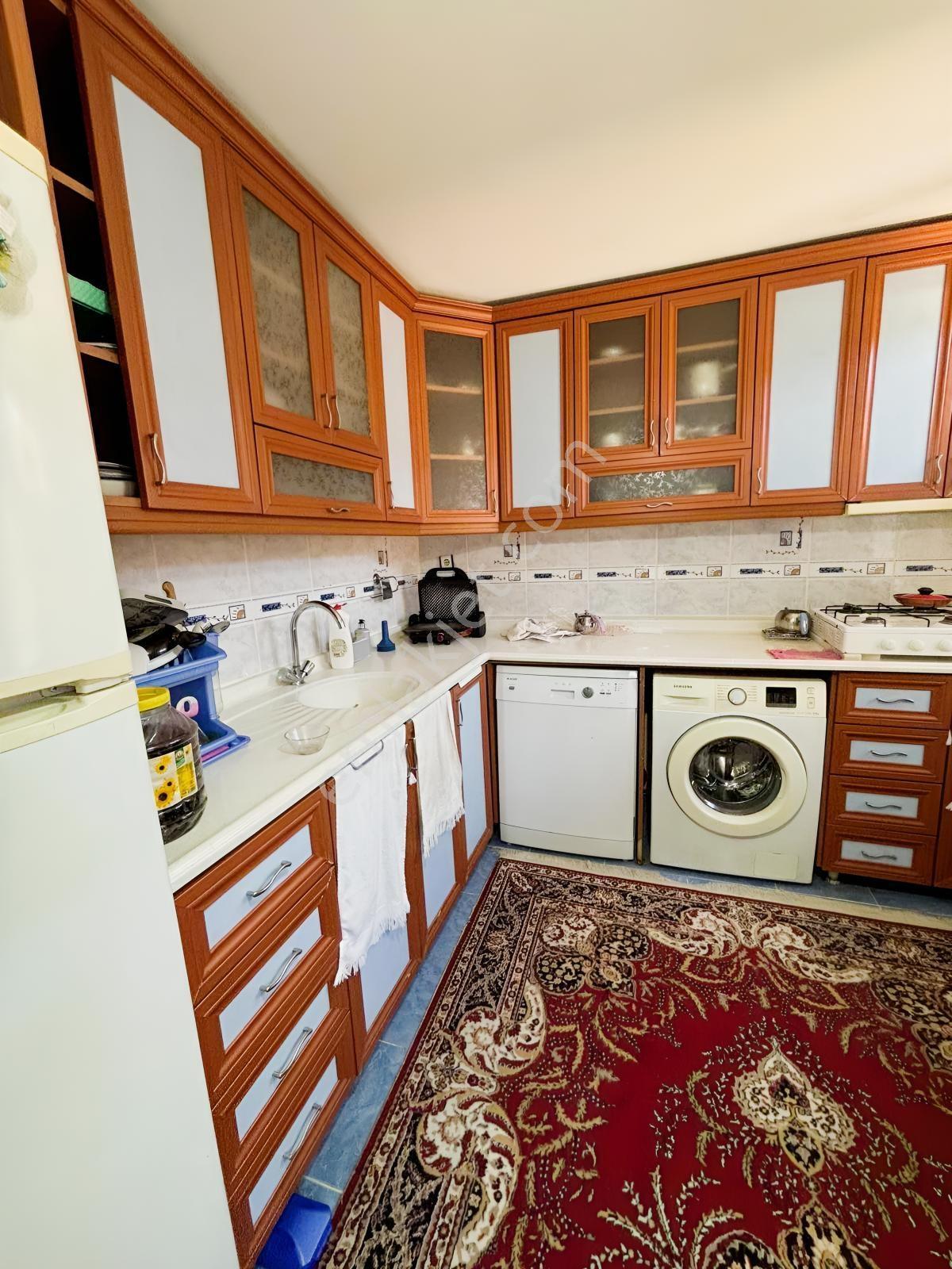 Güllükte 3 Katlı Müstakil Bina, 2 Daire Ve 1 Dükkan — fotoğraf 17