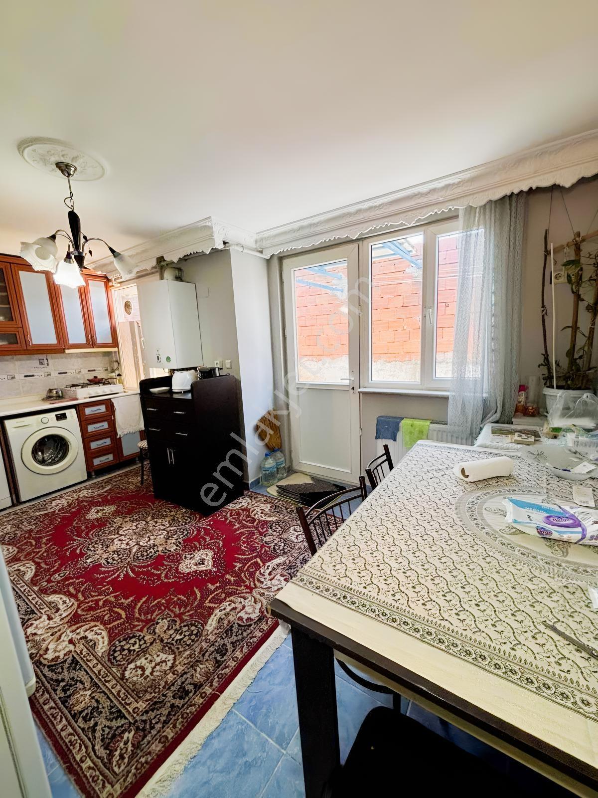 Güllükte 3 Katlı Müstakil Bina, 2 Daire Ve 1 Dükkan — fotoğraf 21
