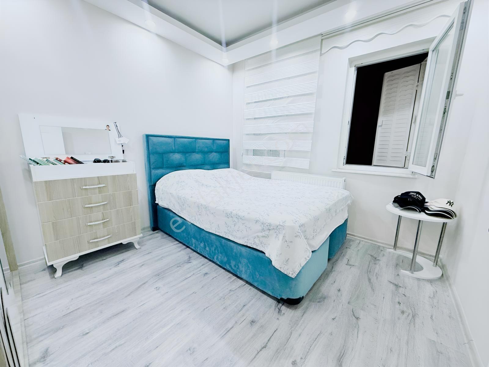 Kuşadası Karaova'da Denize Yakın 4+1 Bakımlı Tripleks Villa — fotoğraf 13