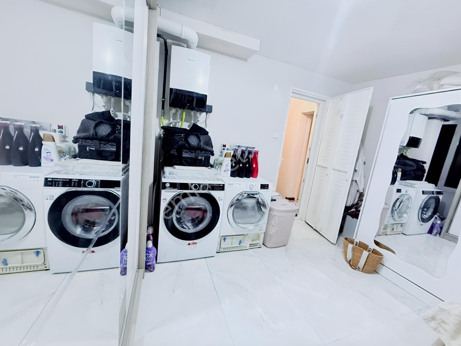 Kuşadası Karaova'da Denize Yakın 4+1 Bakımlı Tripleks Villa — fotoğraf 21