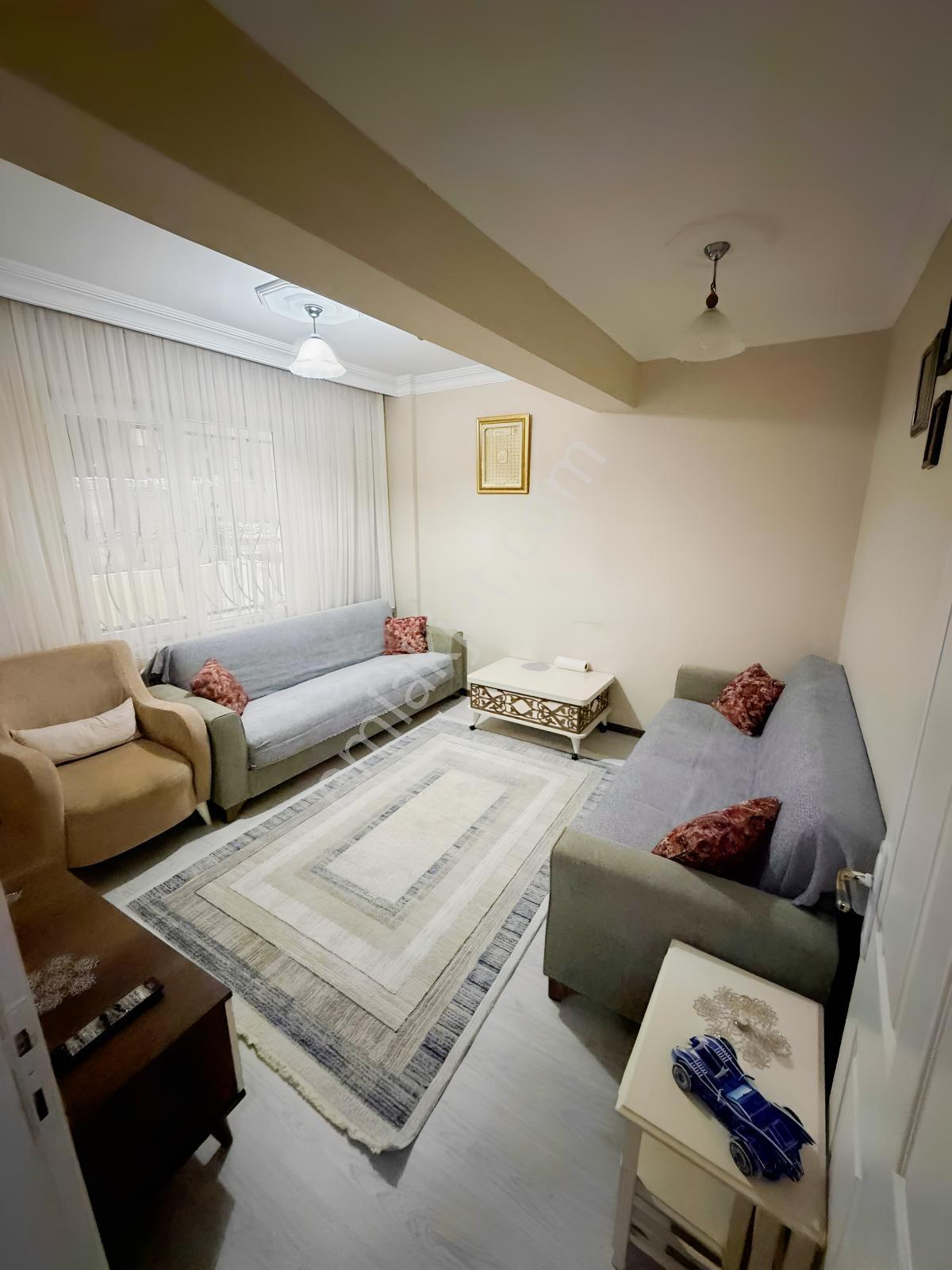 Uğur Gayrimenkul'Den Gazi Mah'De Satılık 1+1 Bahçe Katı