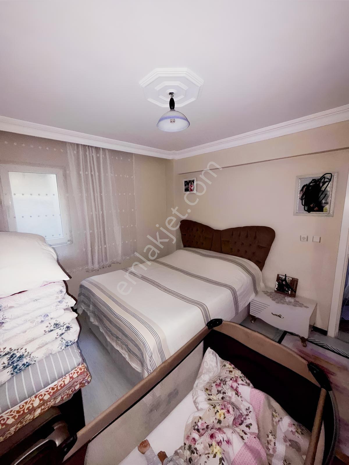 Uğur Gayrimenkul'den Gazi Mah'de Satılık 1+1 Bahçe Katı — fotoğraf 10