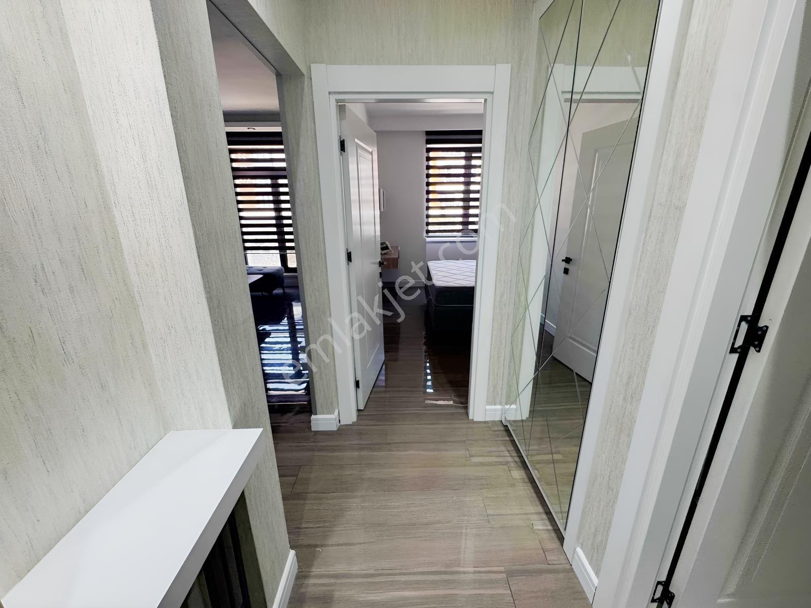 Sağlam Emlaktan Erkmen Cumhuriyet Satılık Lüks Eşyalı 2+1 Daire — fotoğraf 20