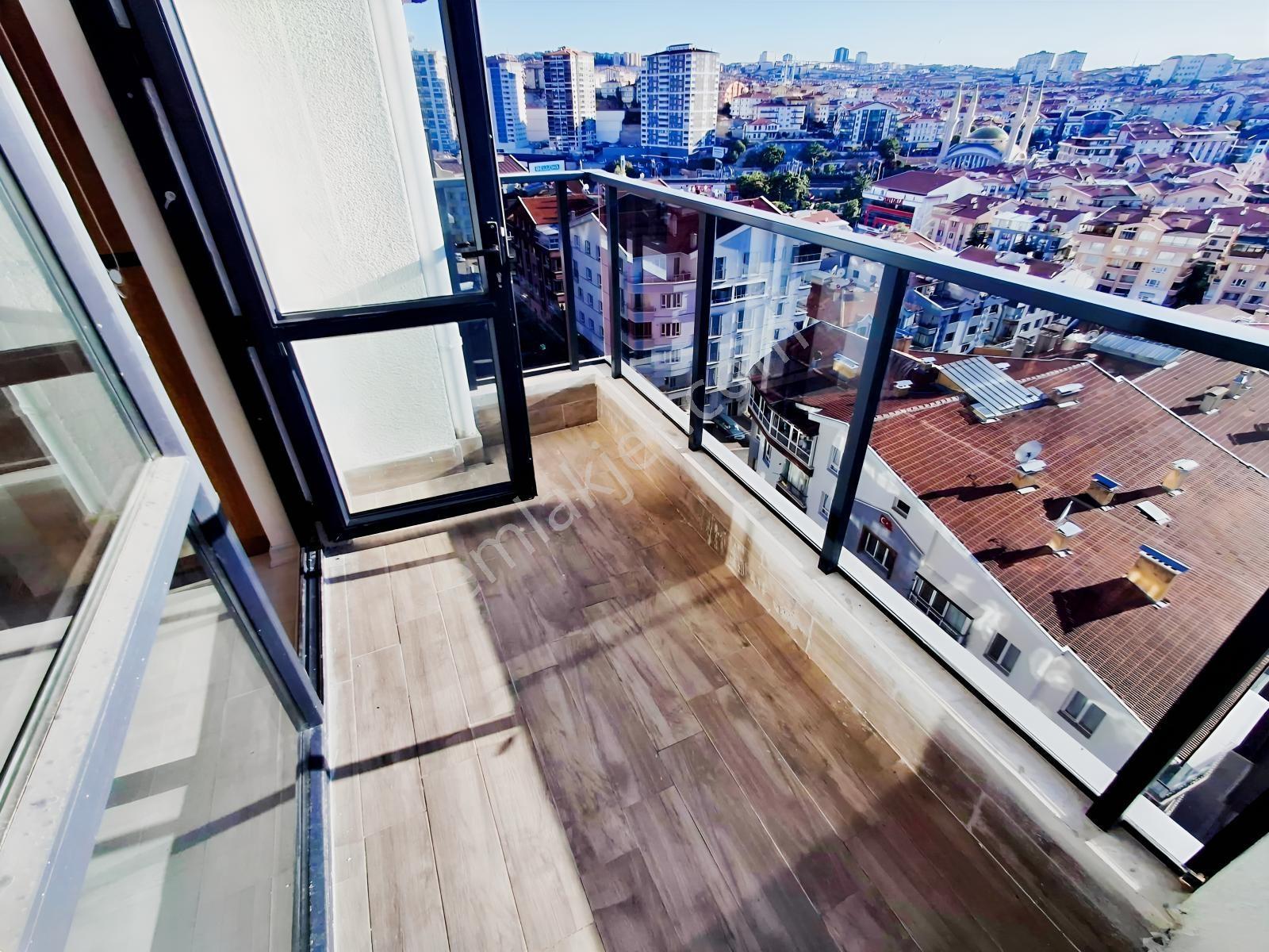 Tren İstasyonu Karşısında Satılık Eşyalı 1+1 Daire — fotoğraf 16