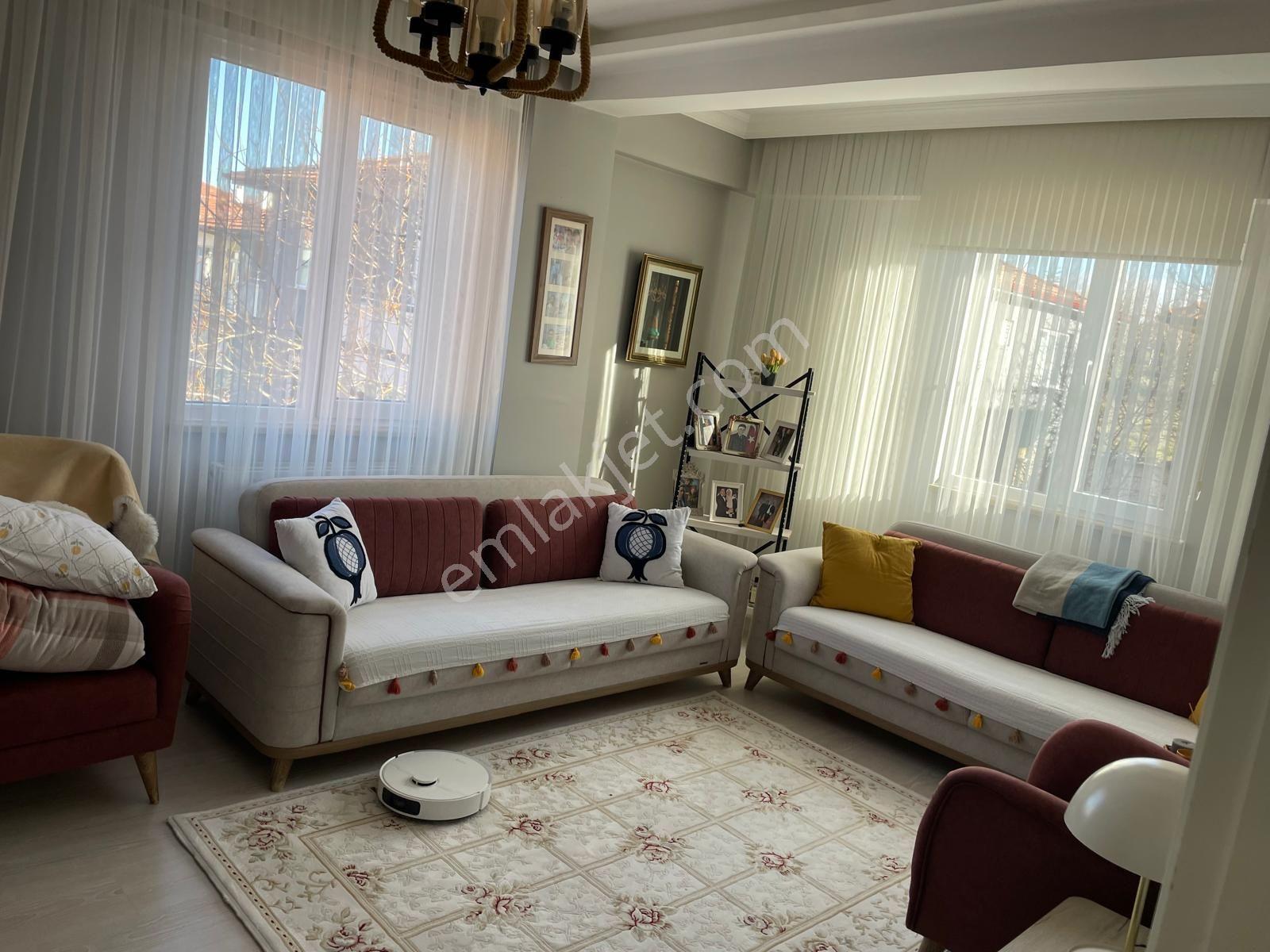 Çorum Truva Gayrimenkul Satıyor Aşıklar Tepesi Altı Sıla Düğün Salonu Civarı 3+1...