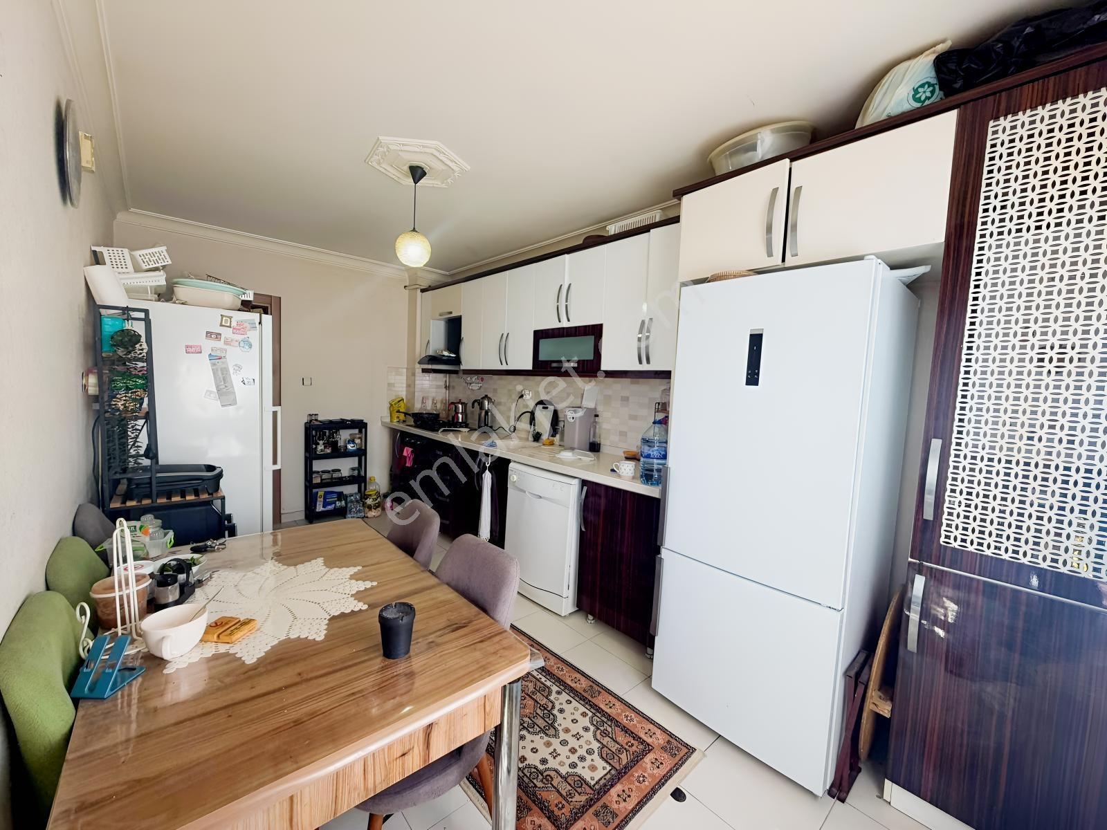 Es-as'tan Pınarbaşında Ebvyn Bnyolu Yapılı Ferah 130m2 3+1 Daire — fotoğraf 3