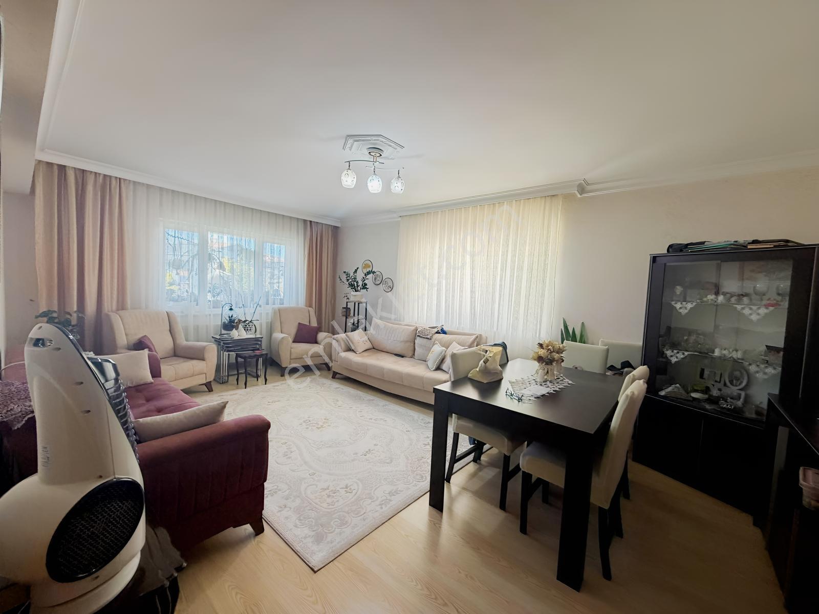 Es-as'tan Pınarbaşında Ebvyn Bnyolu Yapılı Ferah 130m2 3+1 Daire — fotoğraf 7