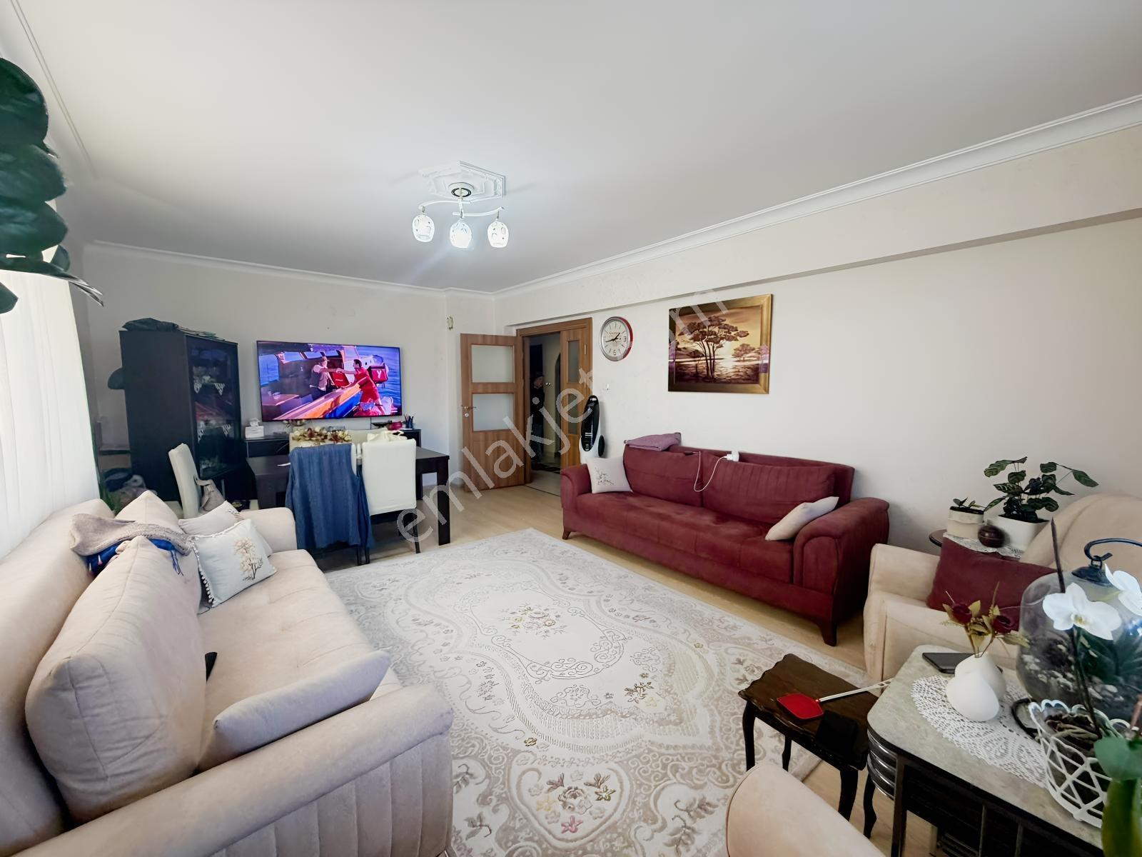 Es-as'tan Pınarbaşında Ebvyn Bnyolu Yapılı Ferah 130m2 3+1 Daire — fotoğraf 8